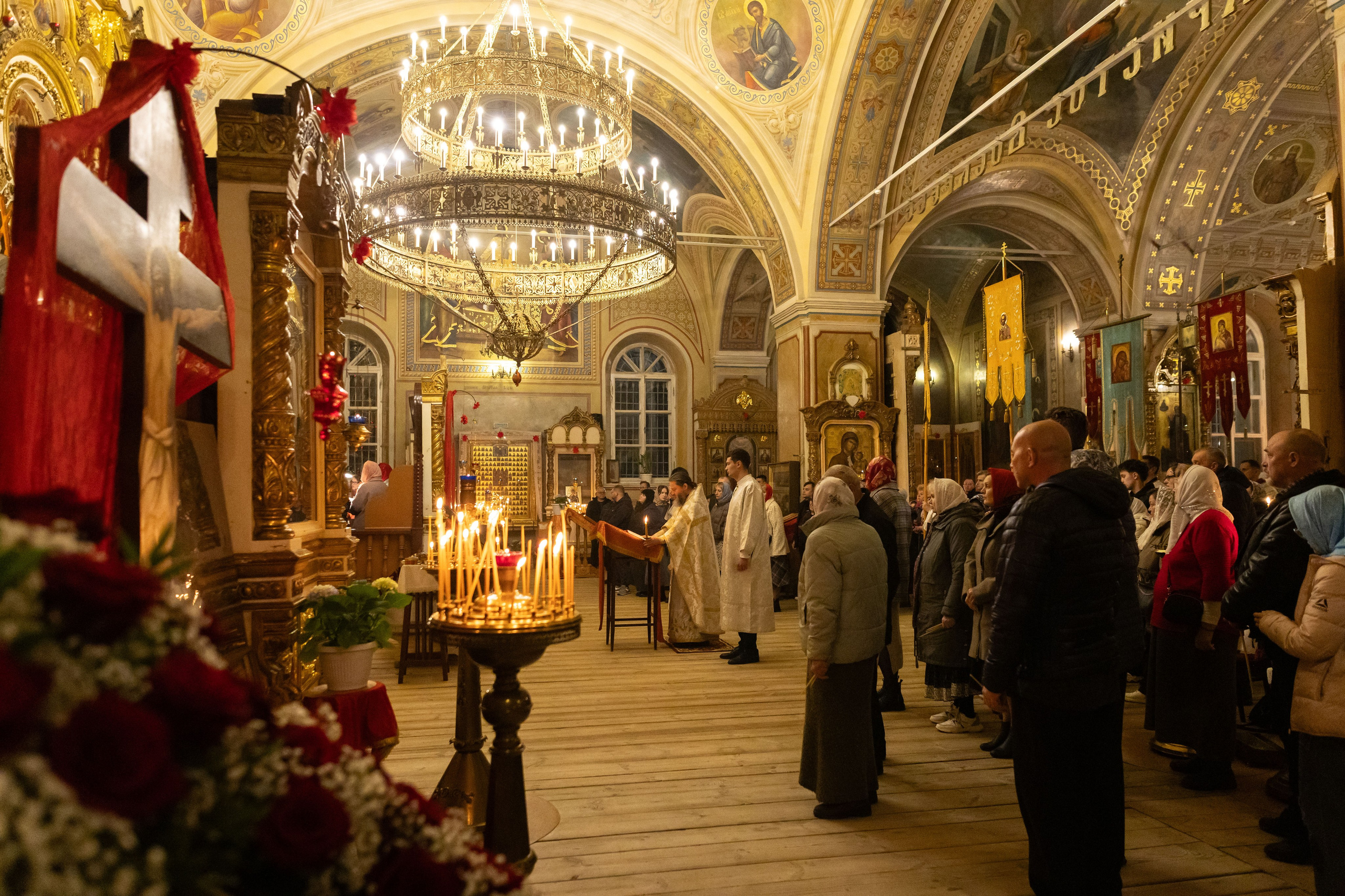 Пасха Воскресенский храм с Ашитково. Семейный и детский фотограф Анна Петракова