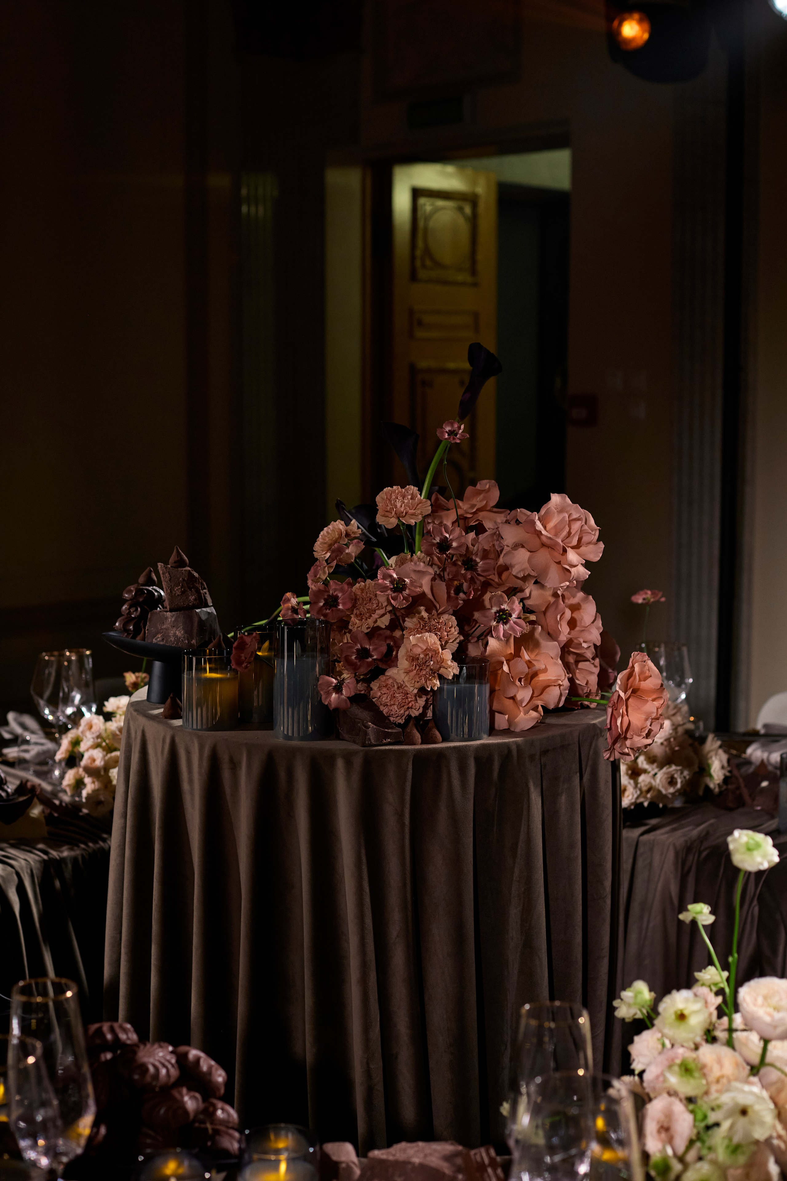 Особняк Ермолинского. Свадебный фотограф Анастасия Казакова