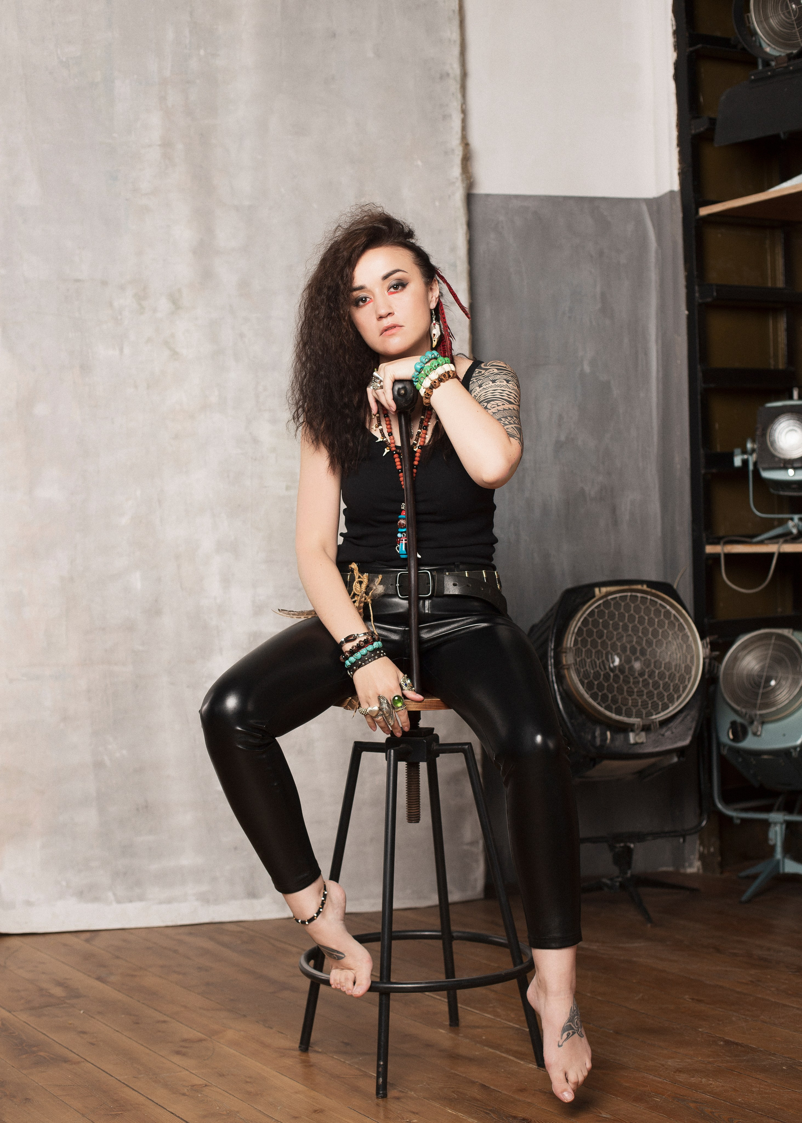 Дикая рокерша. Необычные портретные фотосессии под ключ в Москве