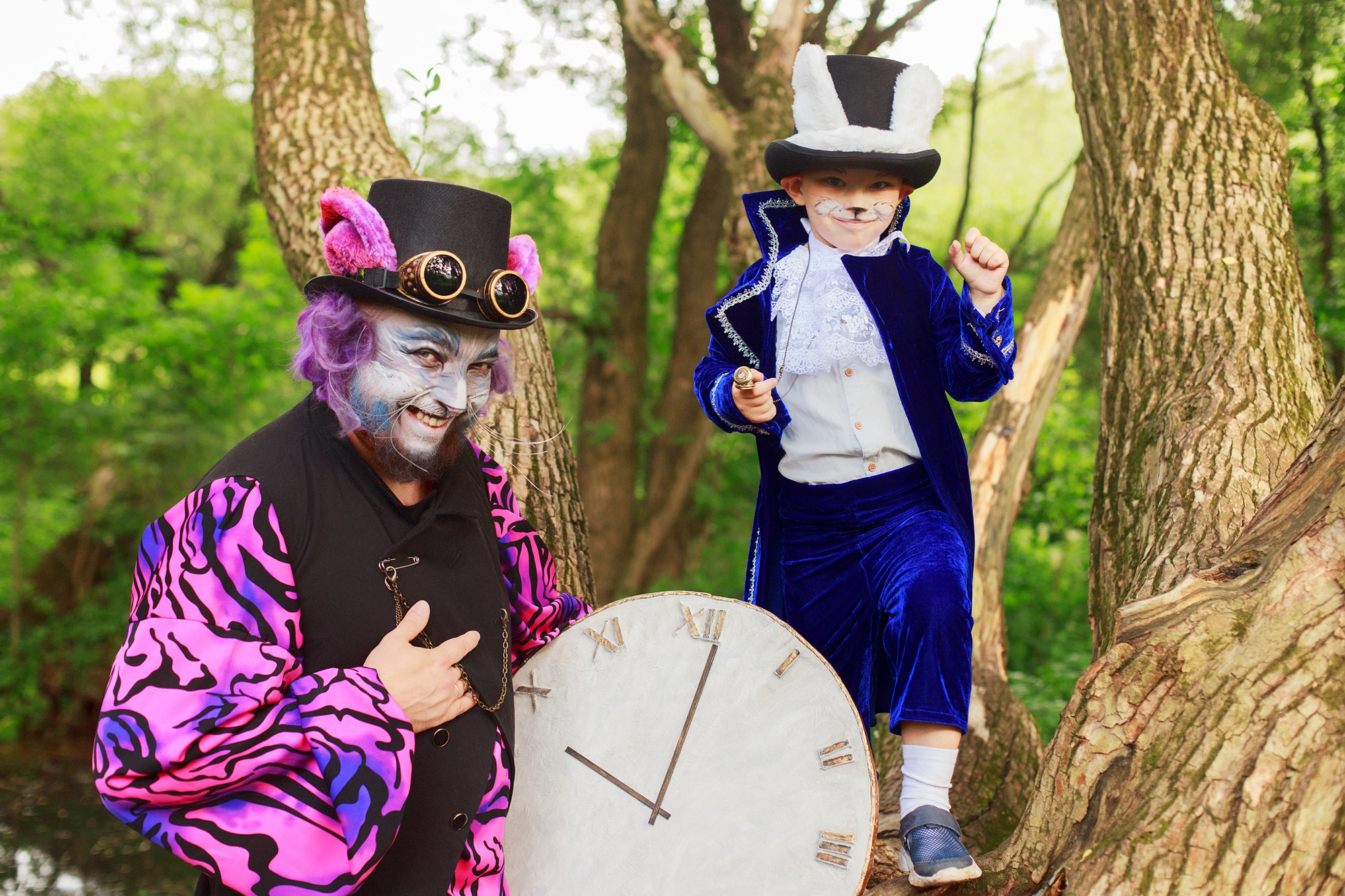 Семейная фотосессия «Безумное чаепитие». Необычные портретные фотосессии под ключ в Москве