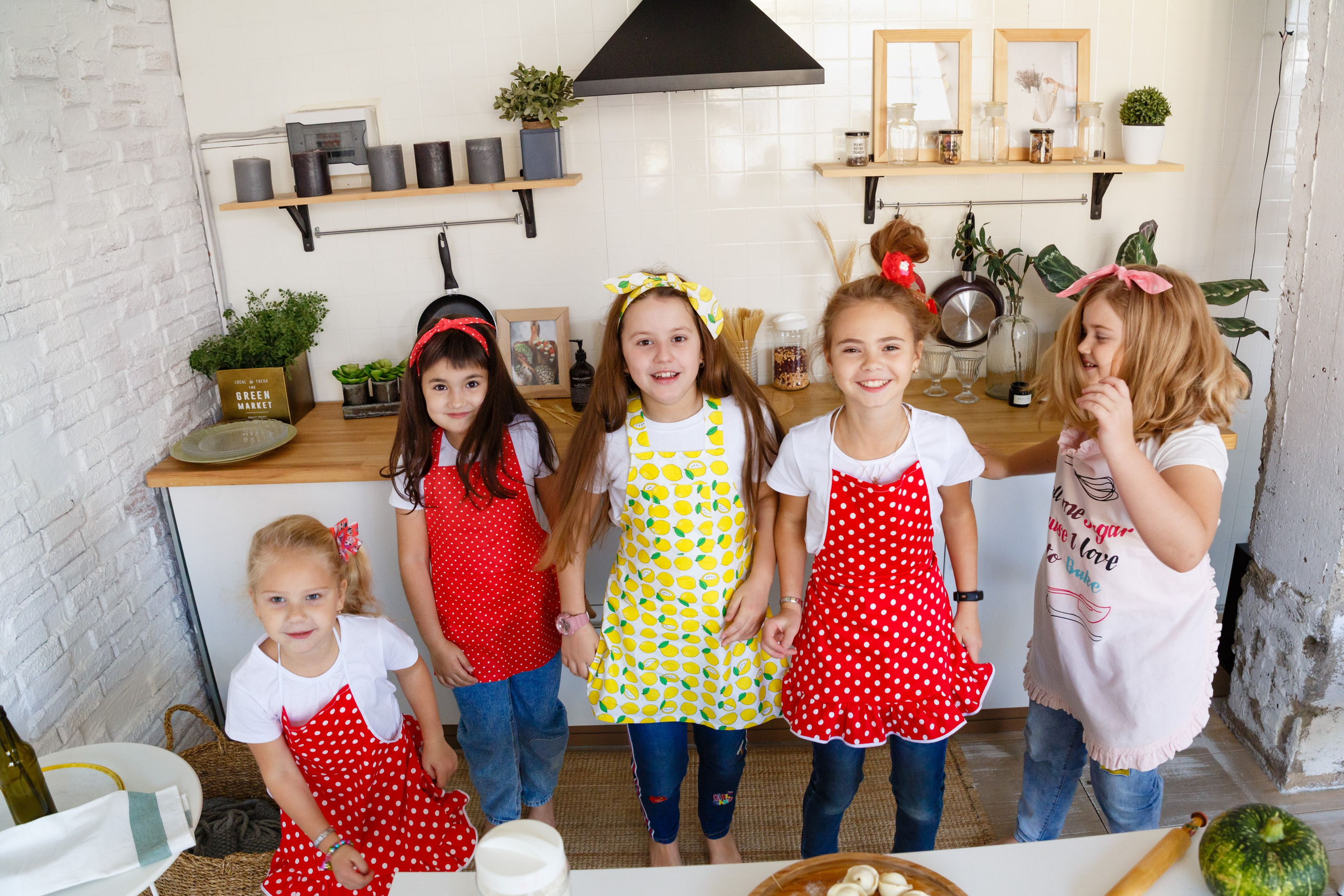 ВЕСЕЛЫЕ ПОВАРЯТА. Выпускные альбомы Красноярск