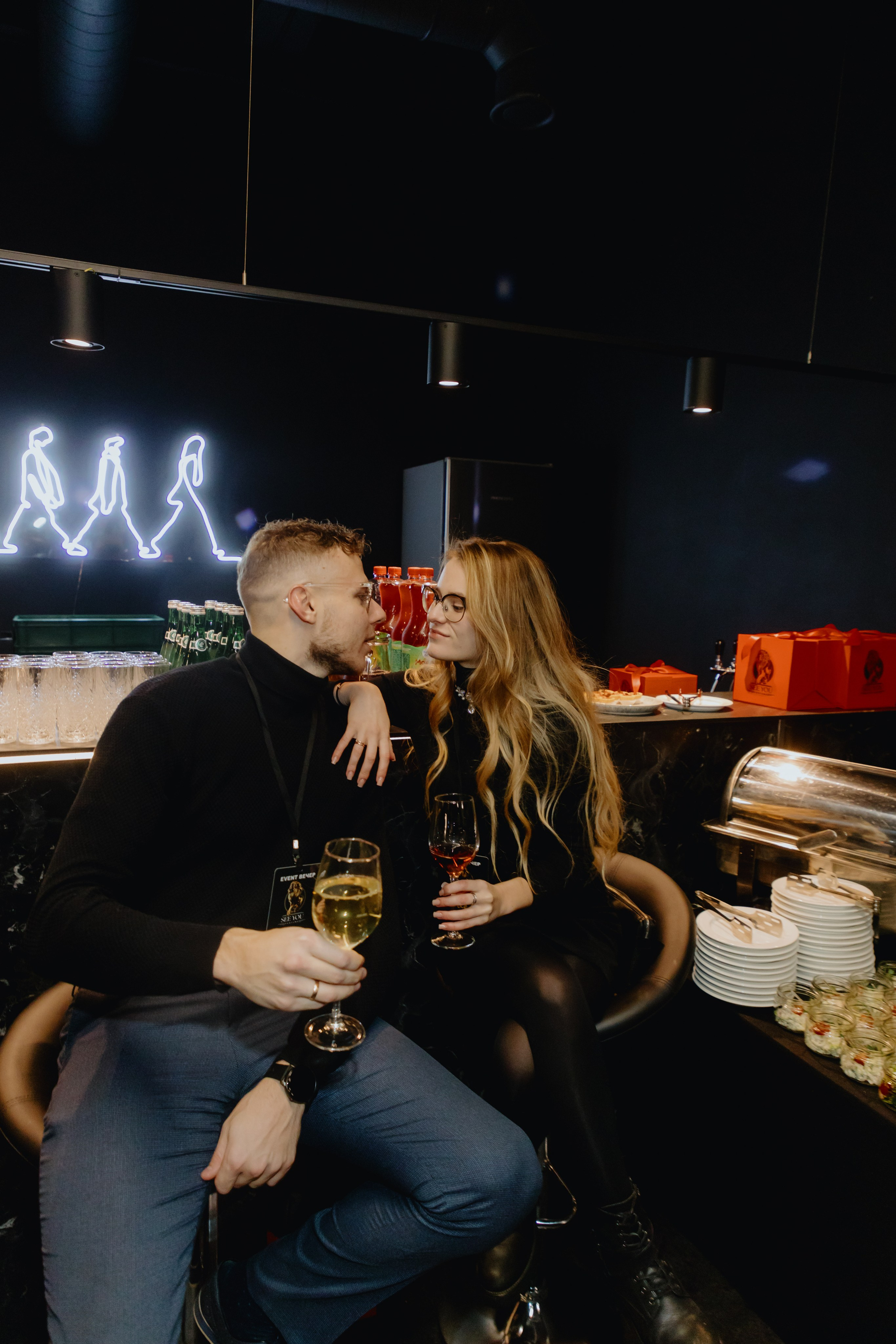 See `You Perfume. Фотограф в Москве и Санкт-Петербурге Дарина