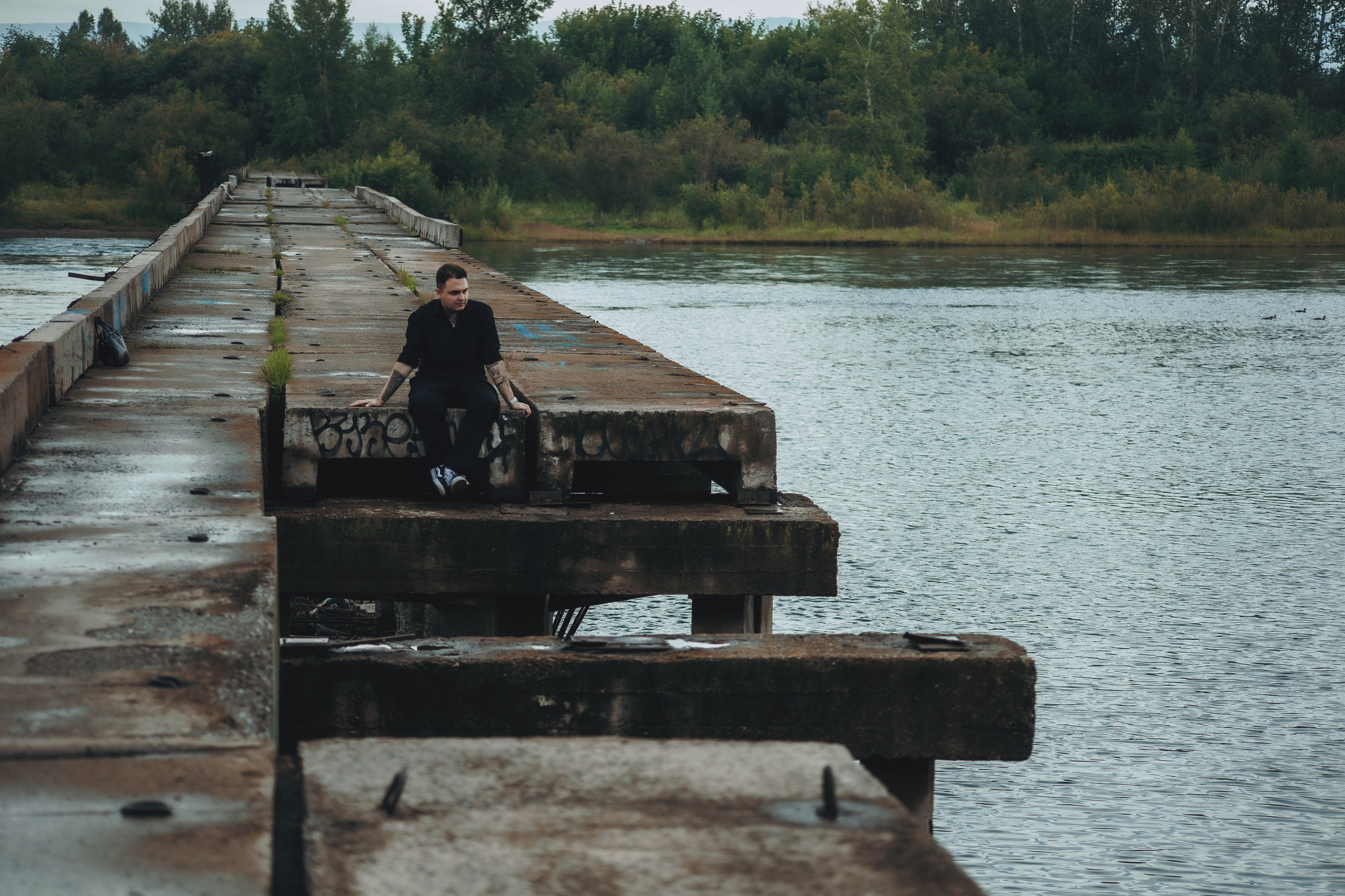 Никита. Заброшенный мост. Фотограф Регина Крикунова г. Красноярск