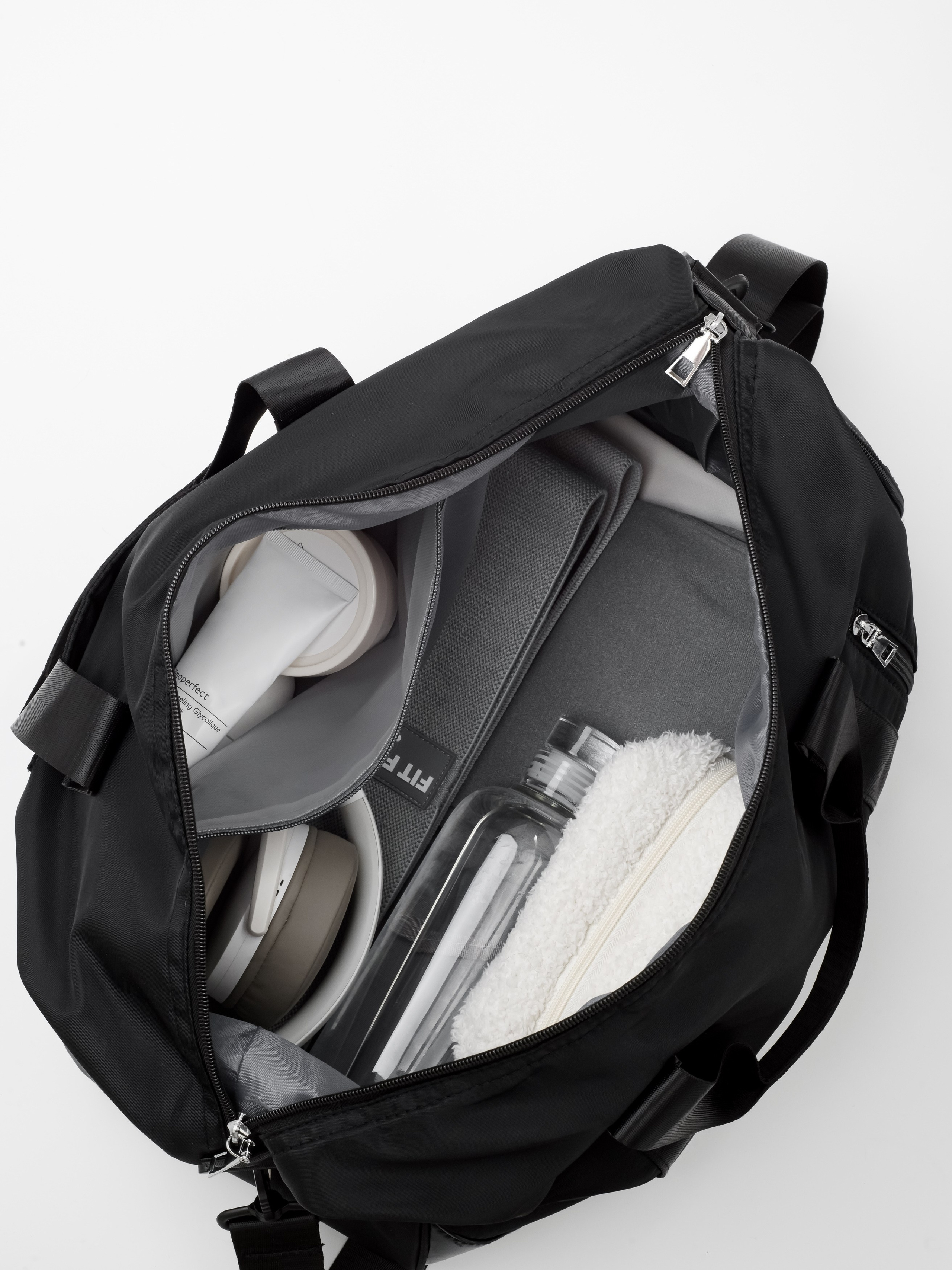 Спортивная сумка. Предметный фотограф, инфографика и видео в Санкт-Петербурге