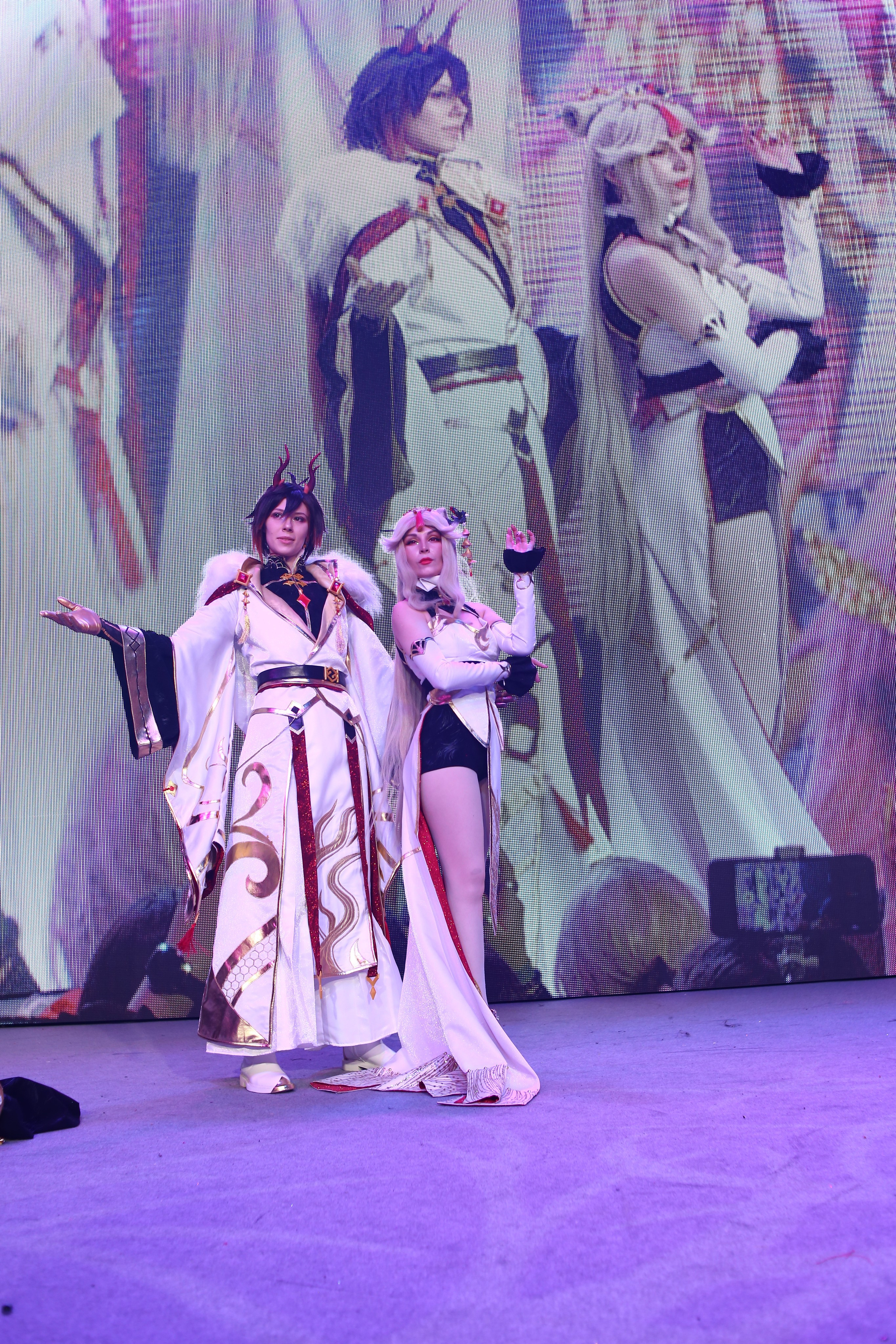 Чжун Ли и Нин Гуан из Genshin Impact 