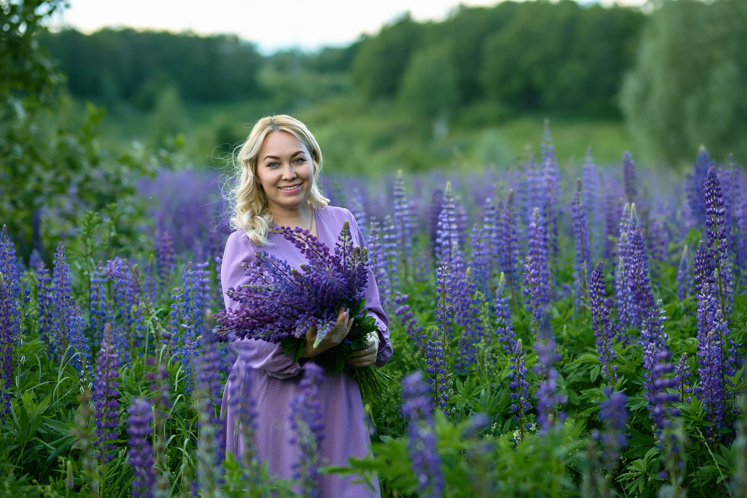 Фотосессия в люпинах. Владимир Суздалов (ProMaXe) — Портретный фотограф, тематические фотосессии в Чебоксарах