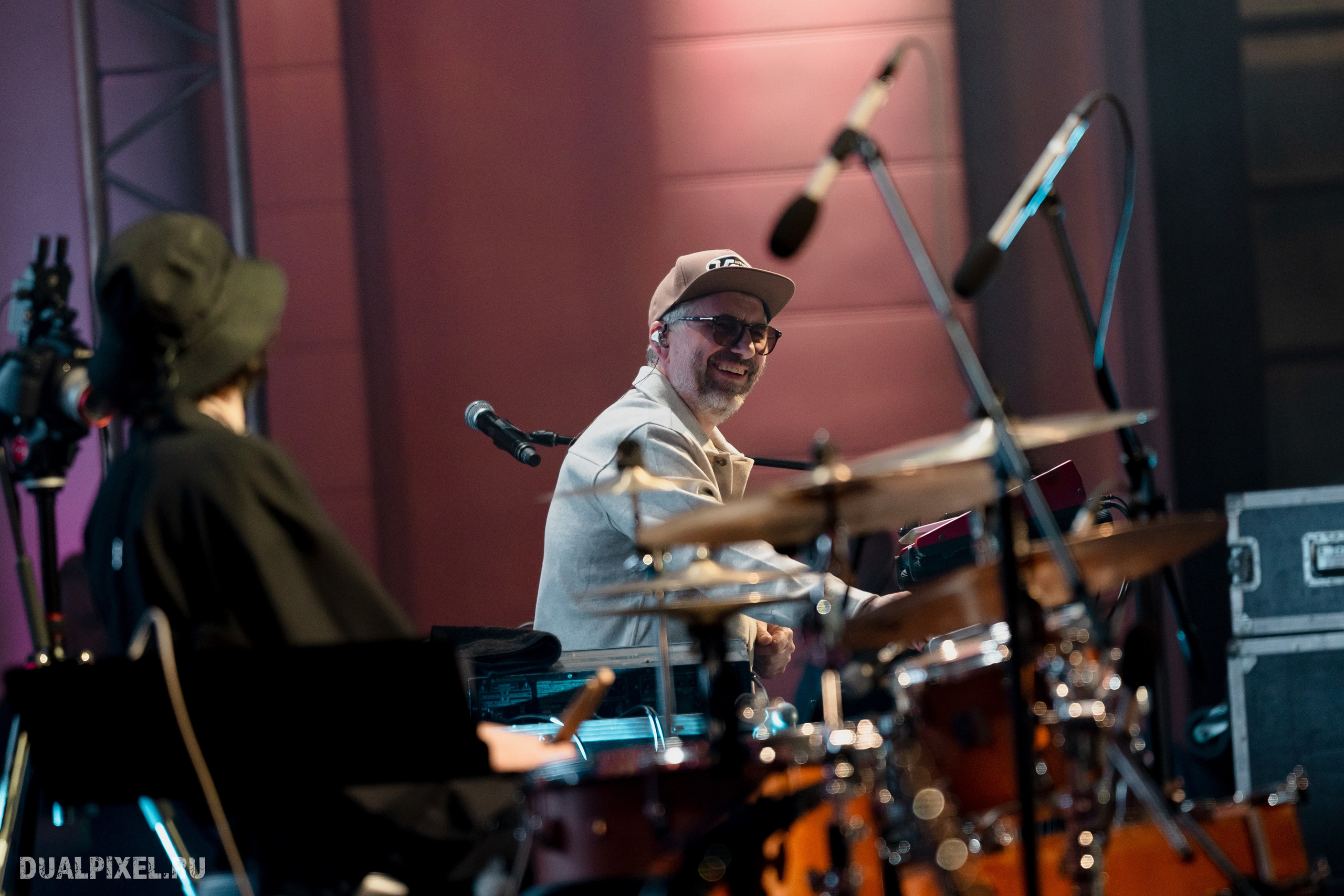 Танцы Минус. Магия музыки в кадре: Концертная Фотография