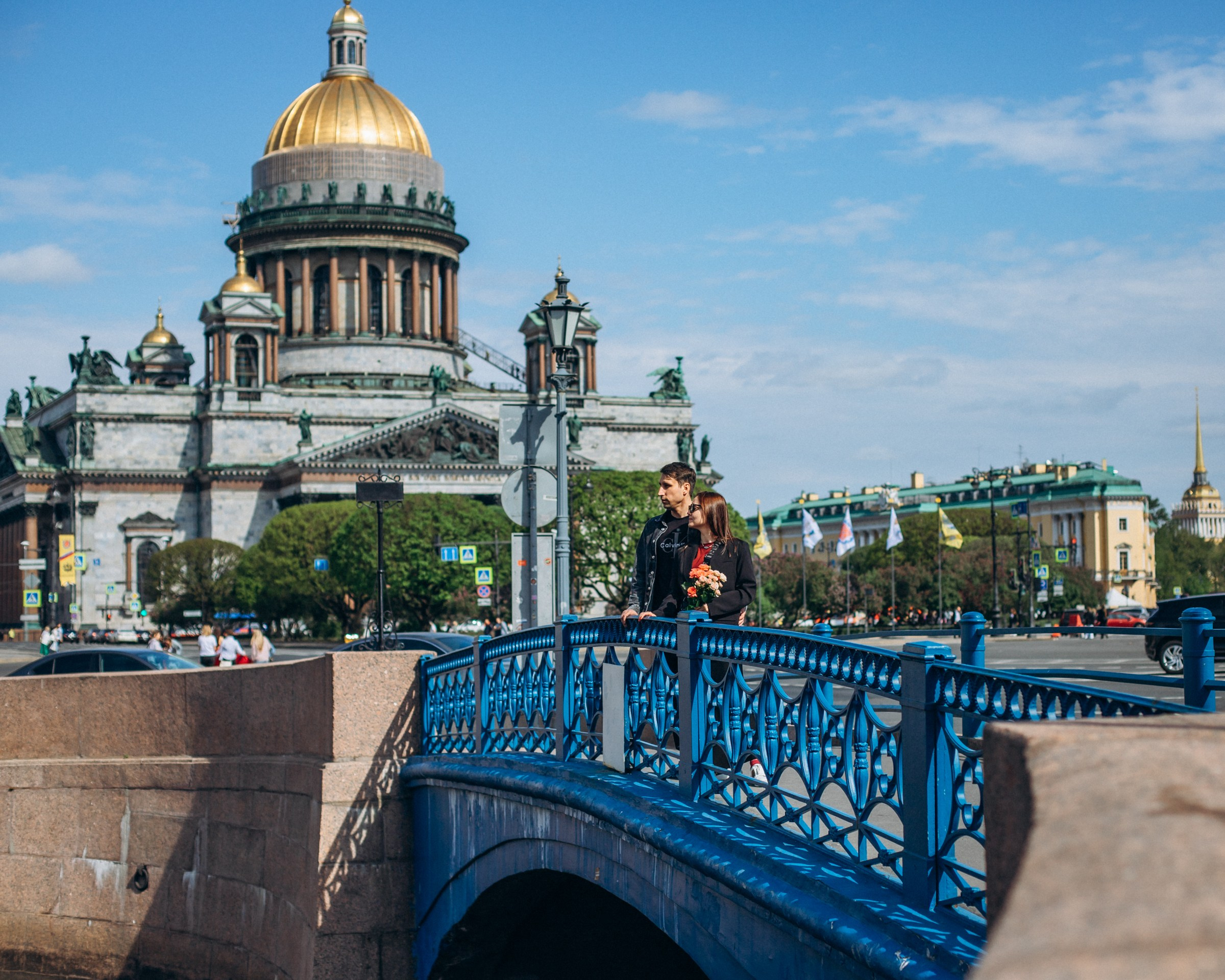 Сергей и Александра в мае. Фотопрогулка в Петербурге. Индивидуальный и семейный фотограф в Санкт-Петербурге