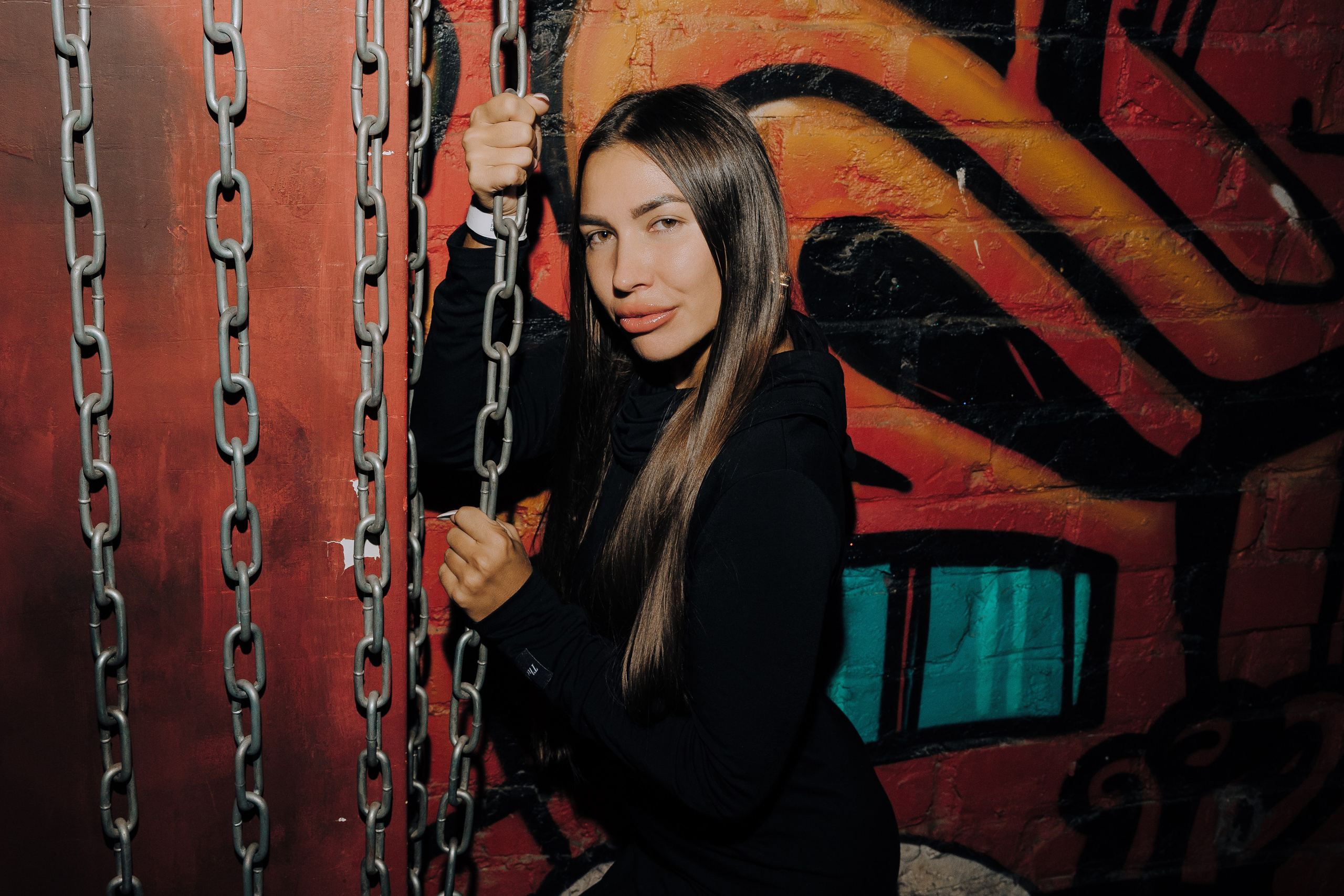 20 ЛЕТ МЕГАПОЛИС ЧЕЛЯБИНСК ХЕДЛАЙНЕР ЕЛКА. Репортажный фотограф Зуев Роман г. Челябинск