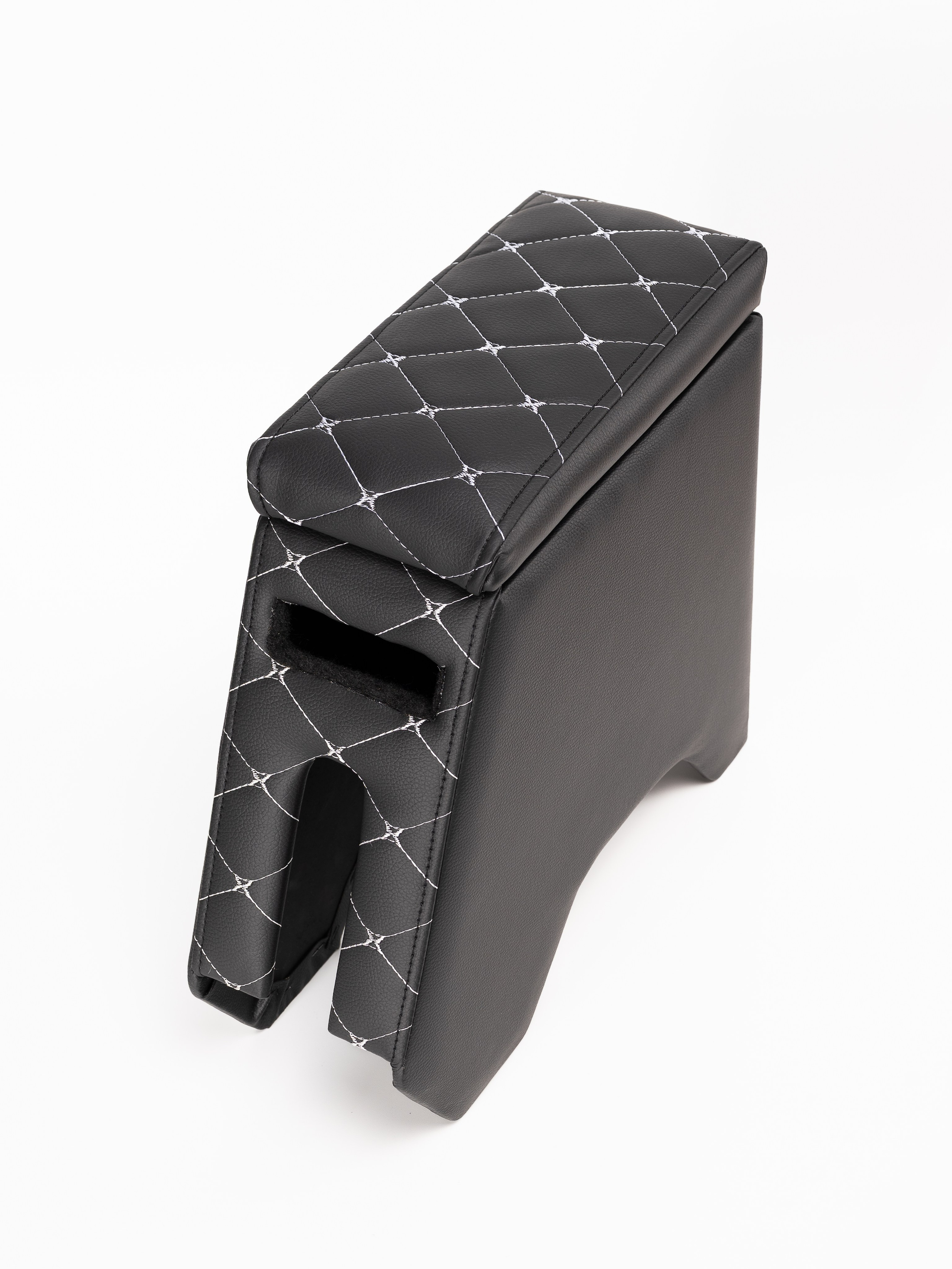 Автоподлокотники предметка стёганые серия 3. Предметный фотограф, фото для маркетплейсов Пятигорск, КМВ