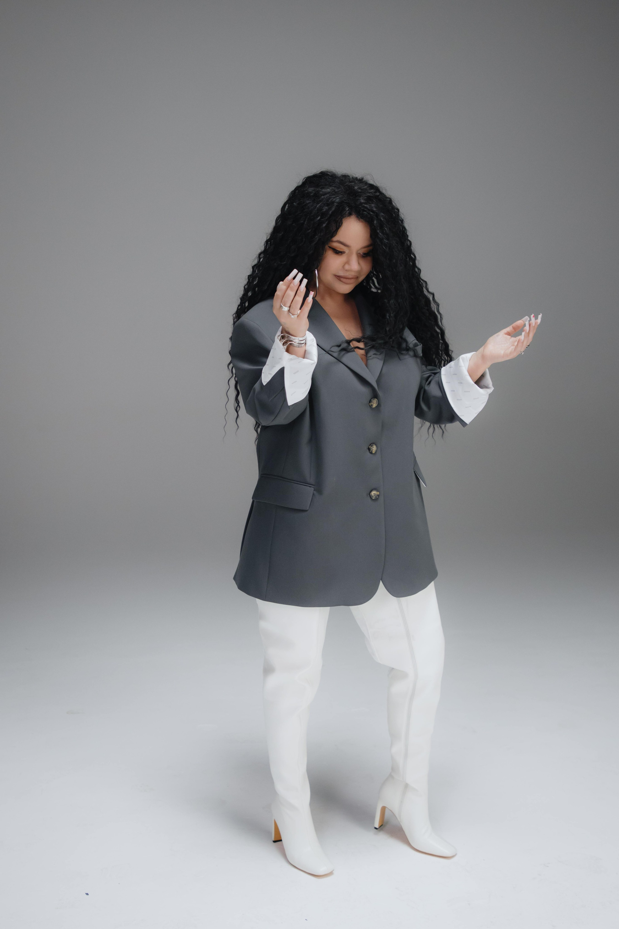 Съемка клипа Юлианны Карауловой и Бьянки. Фотограф в Москве и Санкт-Петербурге Дарина