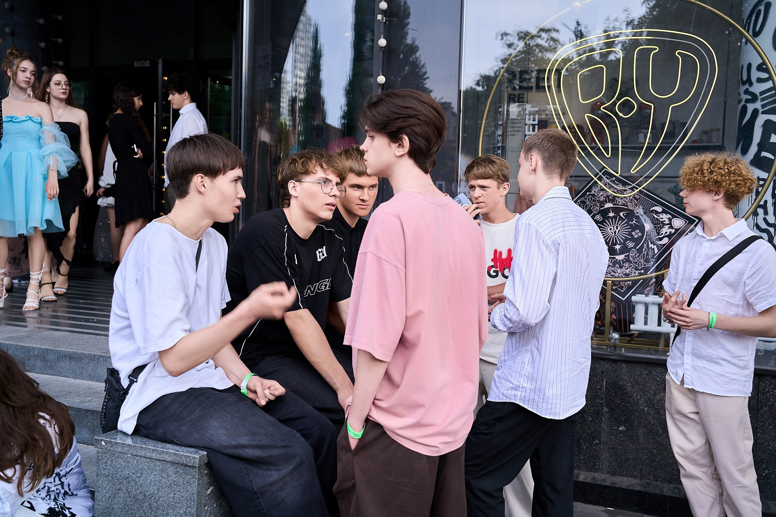 Выпускной 9 класс 2024. Фотограф и Видеограф в Москве. Олег Корушев