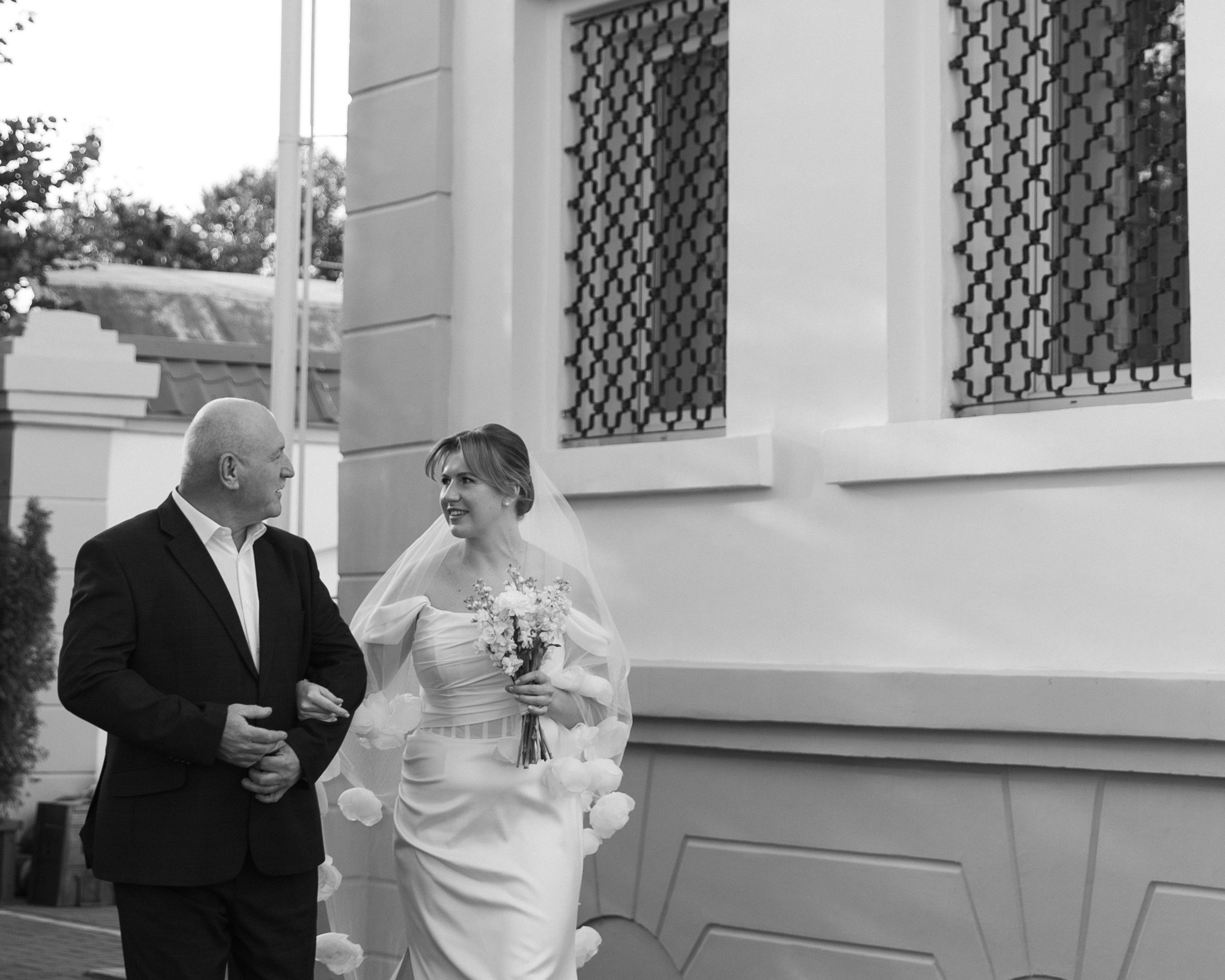 Один лишь взгляд…