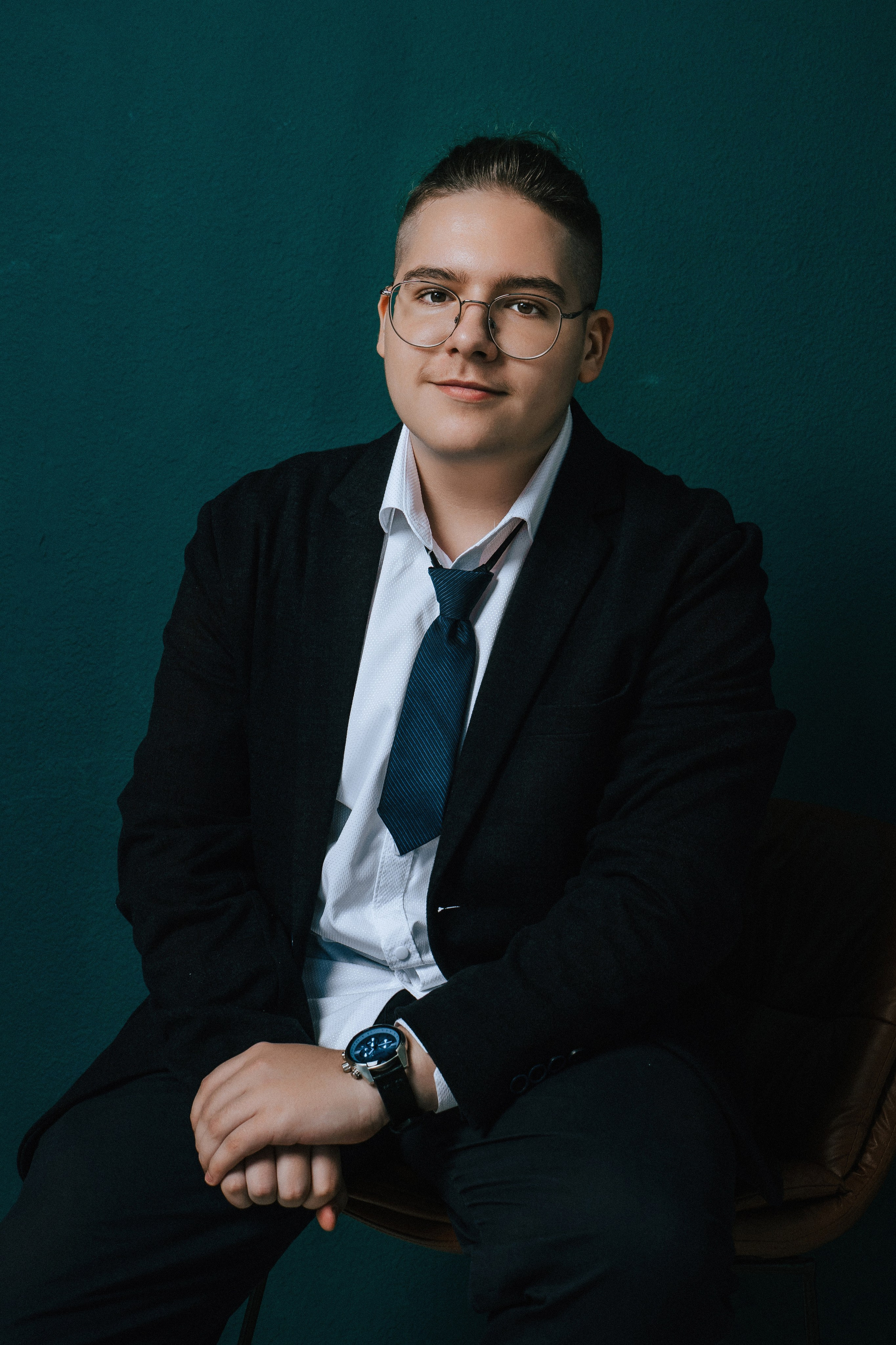 4 Школа — Заводской. Фотограф Ярмишко Дарья. Выпускные фотокниги