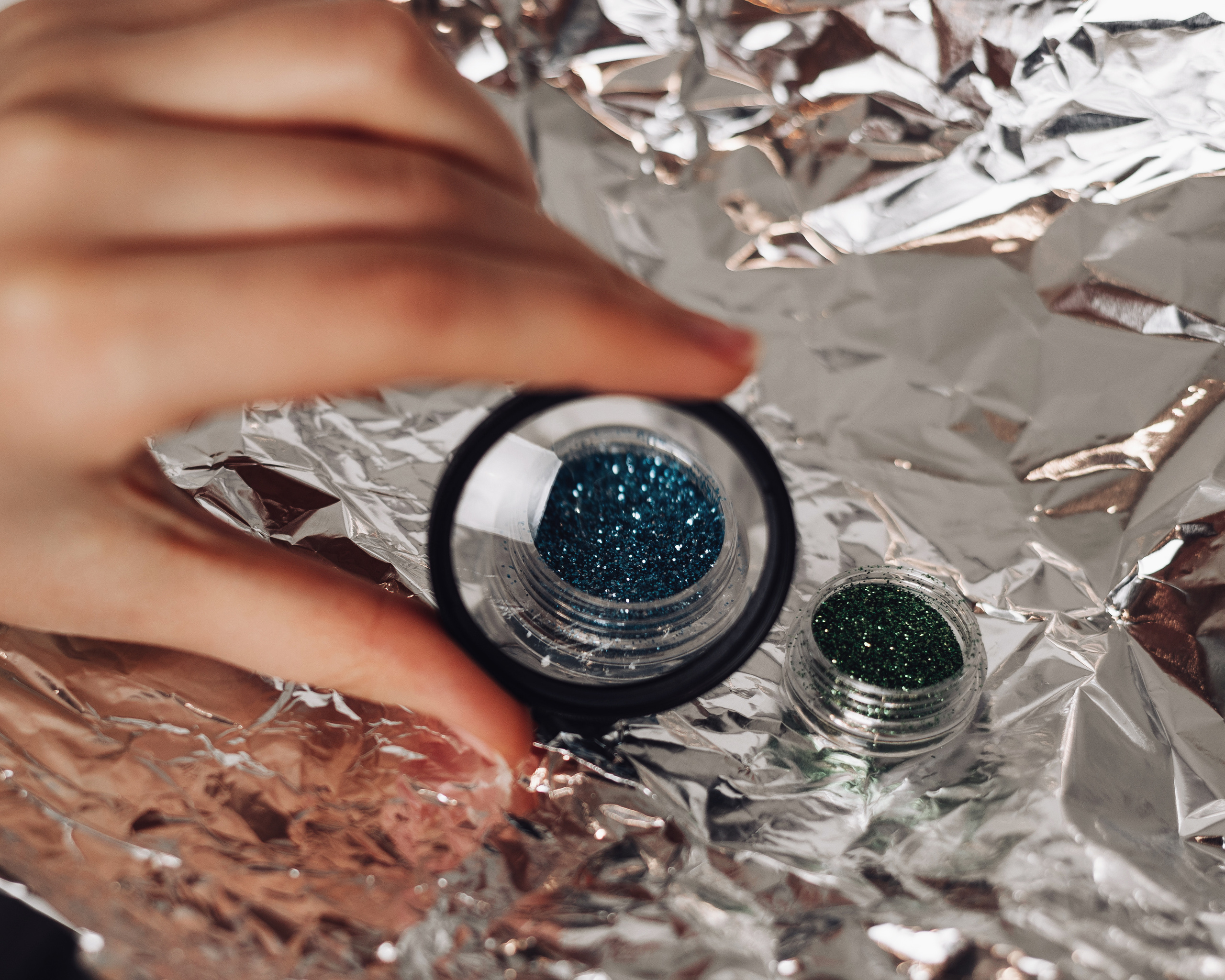 Мастер по маникюру. Фотография