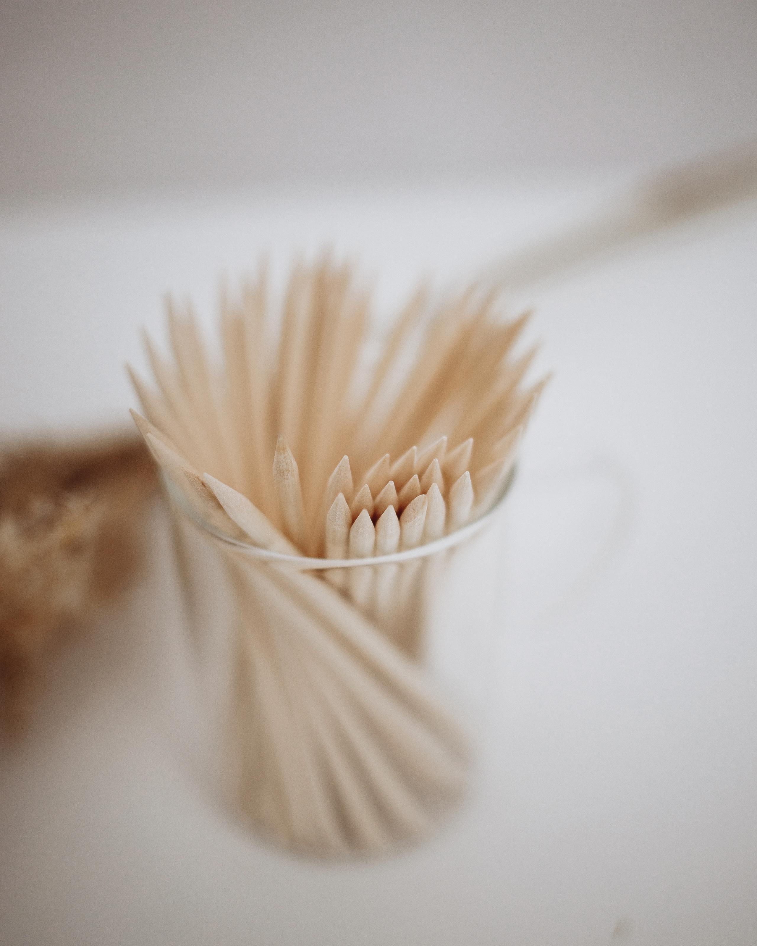 Мастер по маникюру. Фотография