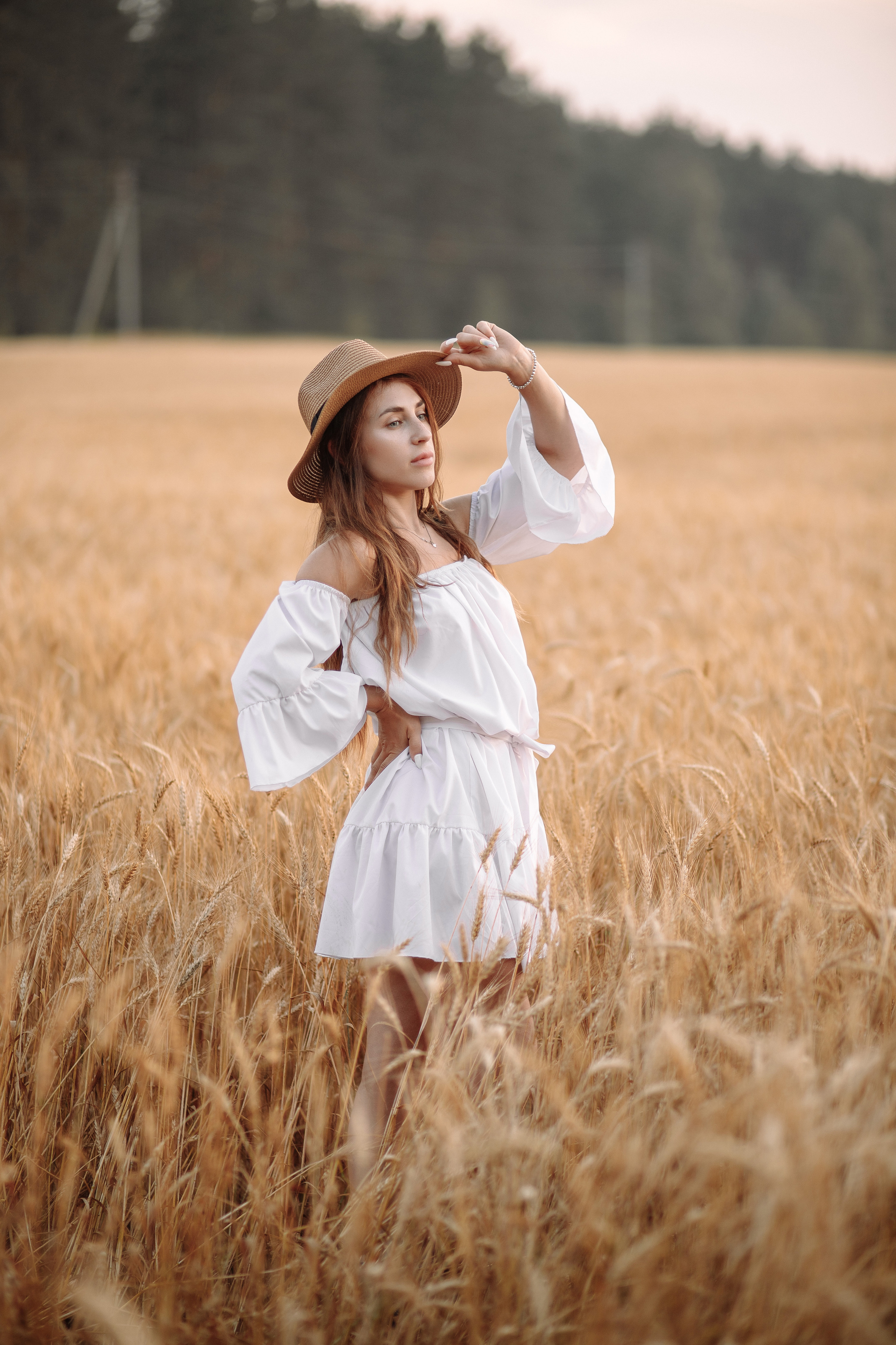 Поле (Евгения). Фотография