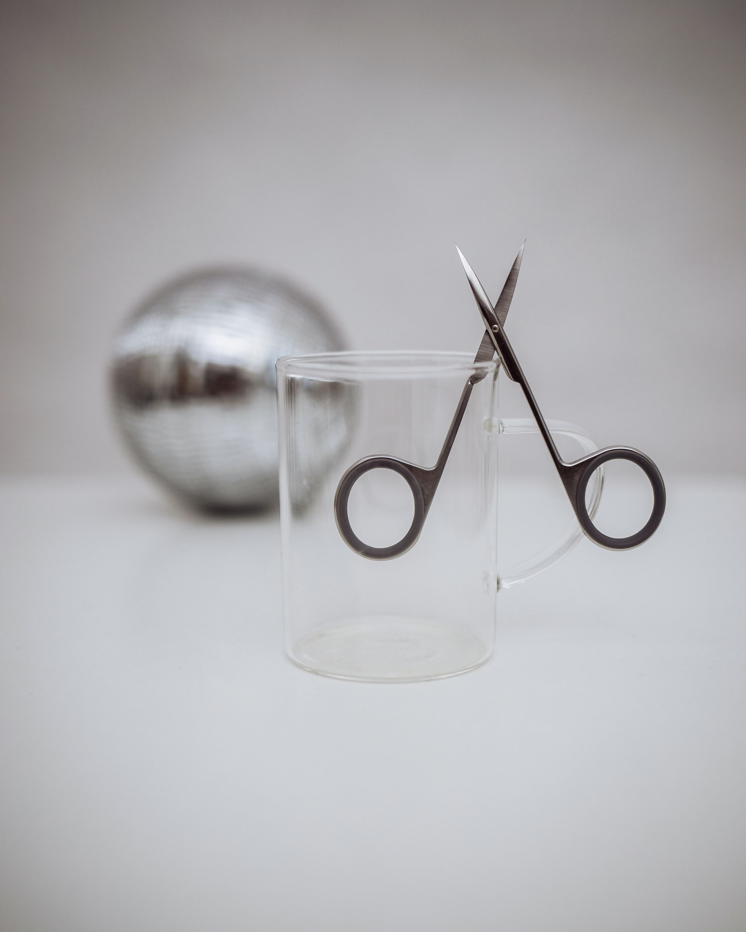 Мастер по маникюру. Фотография