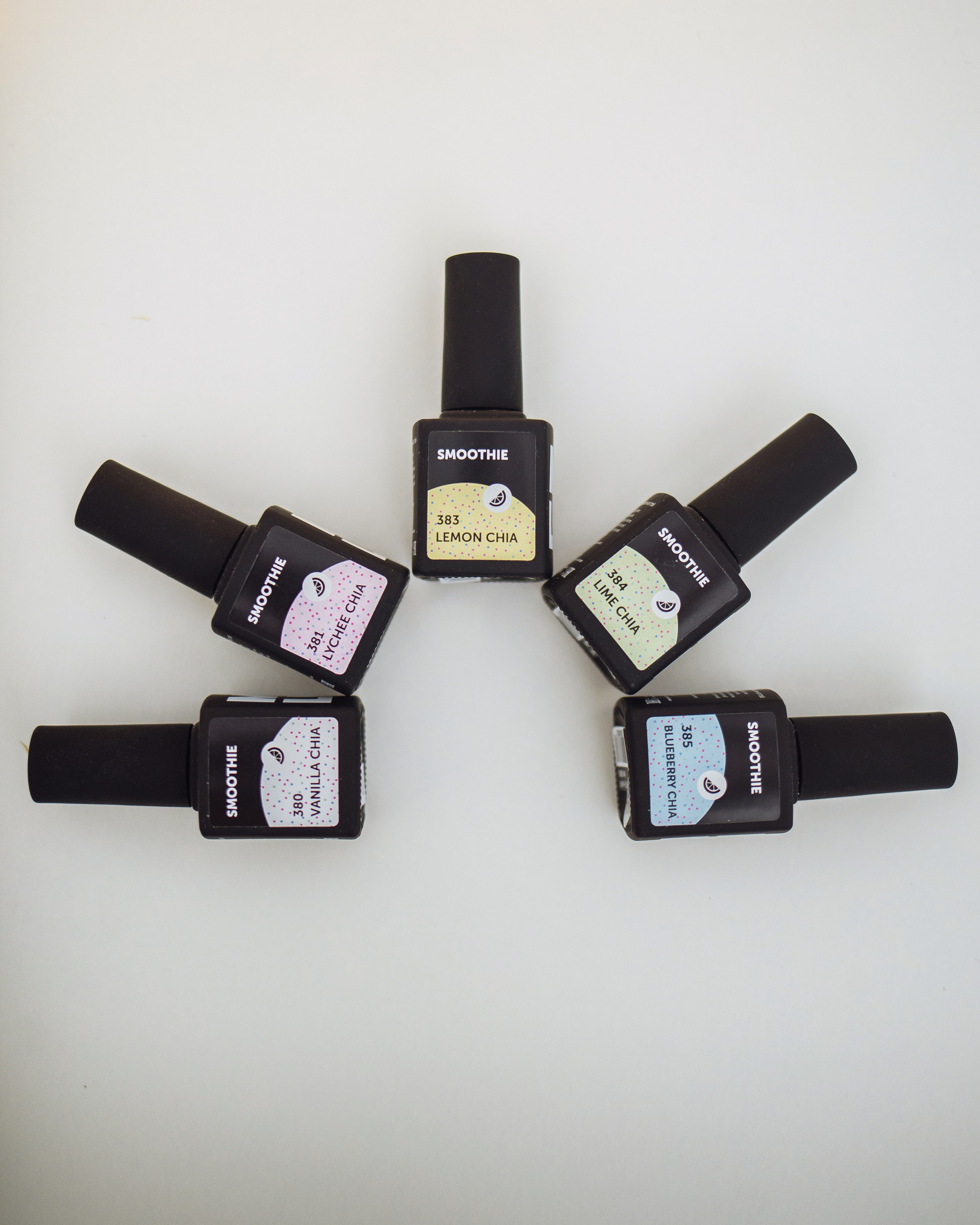 Мастер по маникюру. Фотография