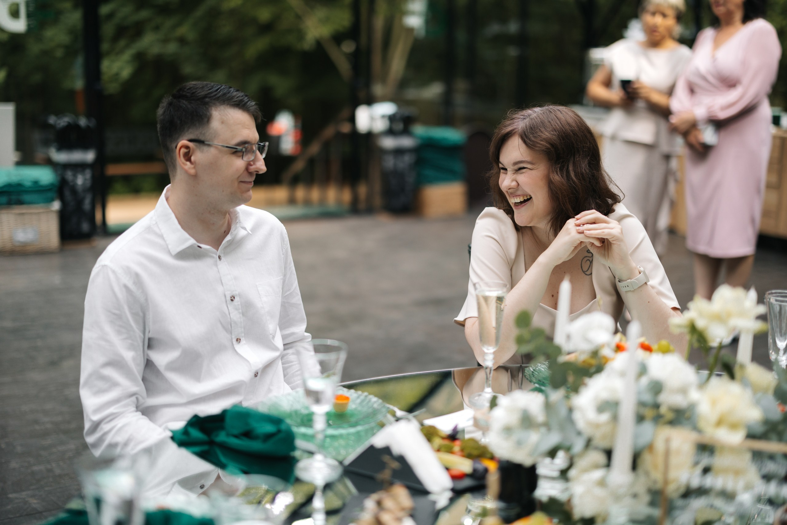 -Давай сделаем вид, что мы нормальные? -НЕТ. Свадебный фотограф Москва Мотеюнайте Виктория