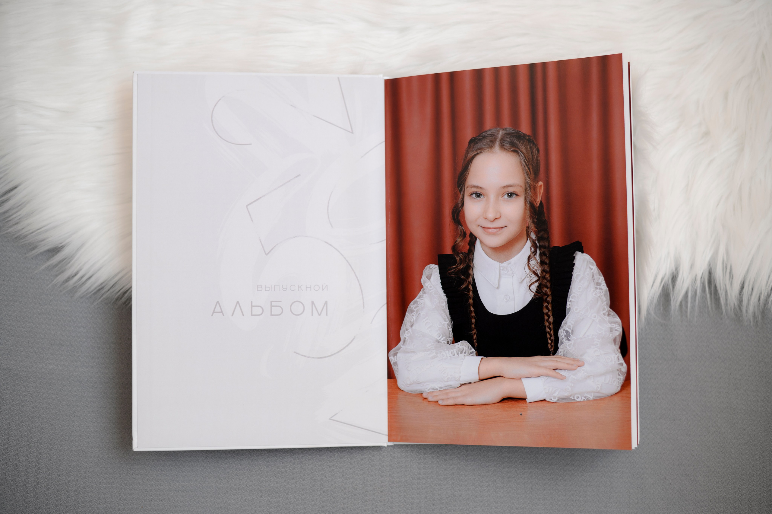 Школьные альбомы. Свадебные и семейные фотокниги