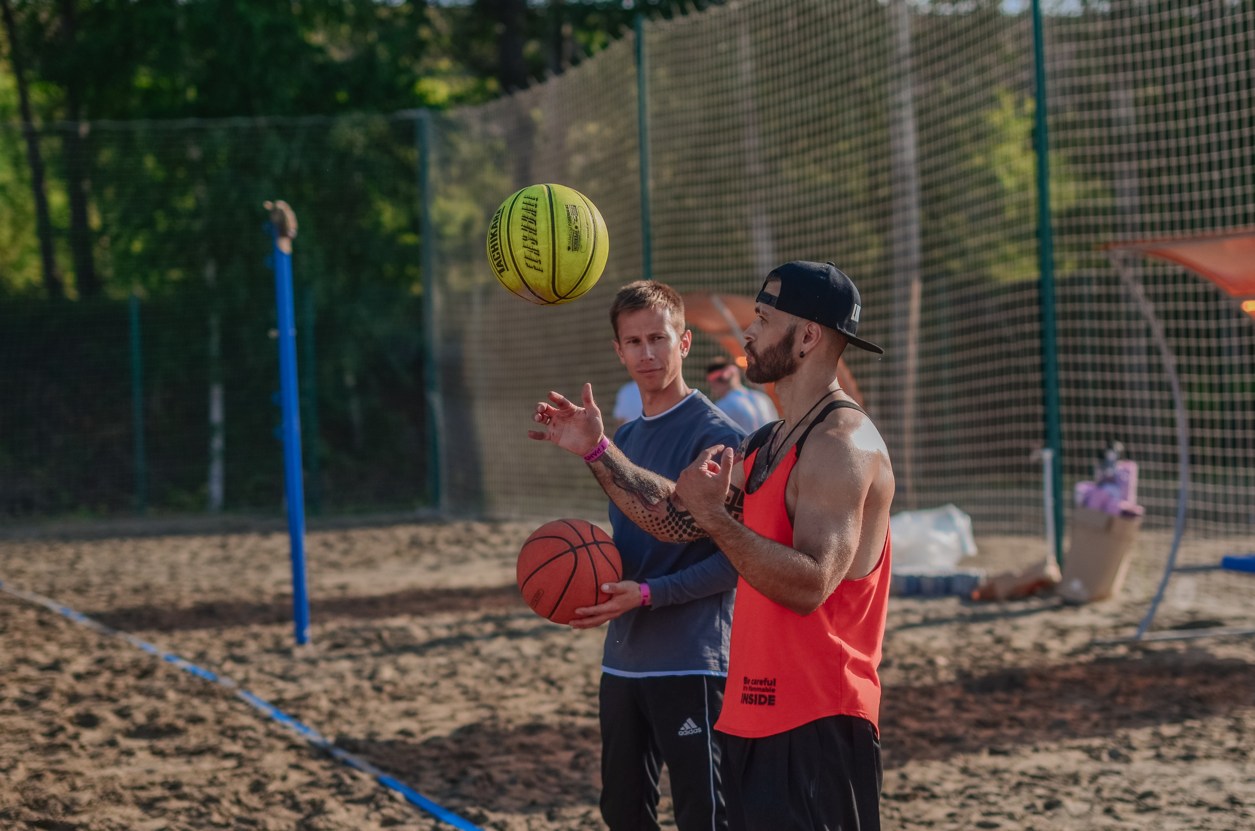 Фестиваль «Грань» 2025. Спортивная площадка. Денисова Аля — фотограф для парных съемок и индивидуальных историй в Барнауле