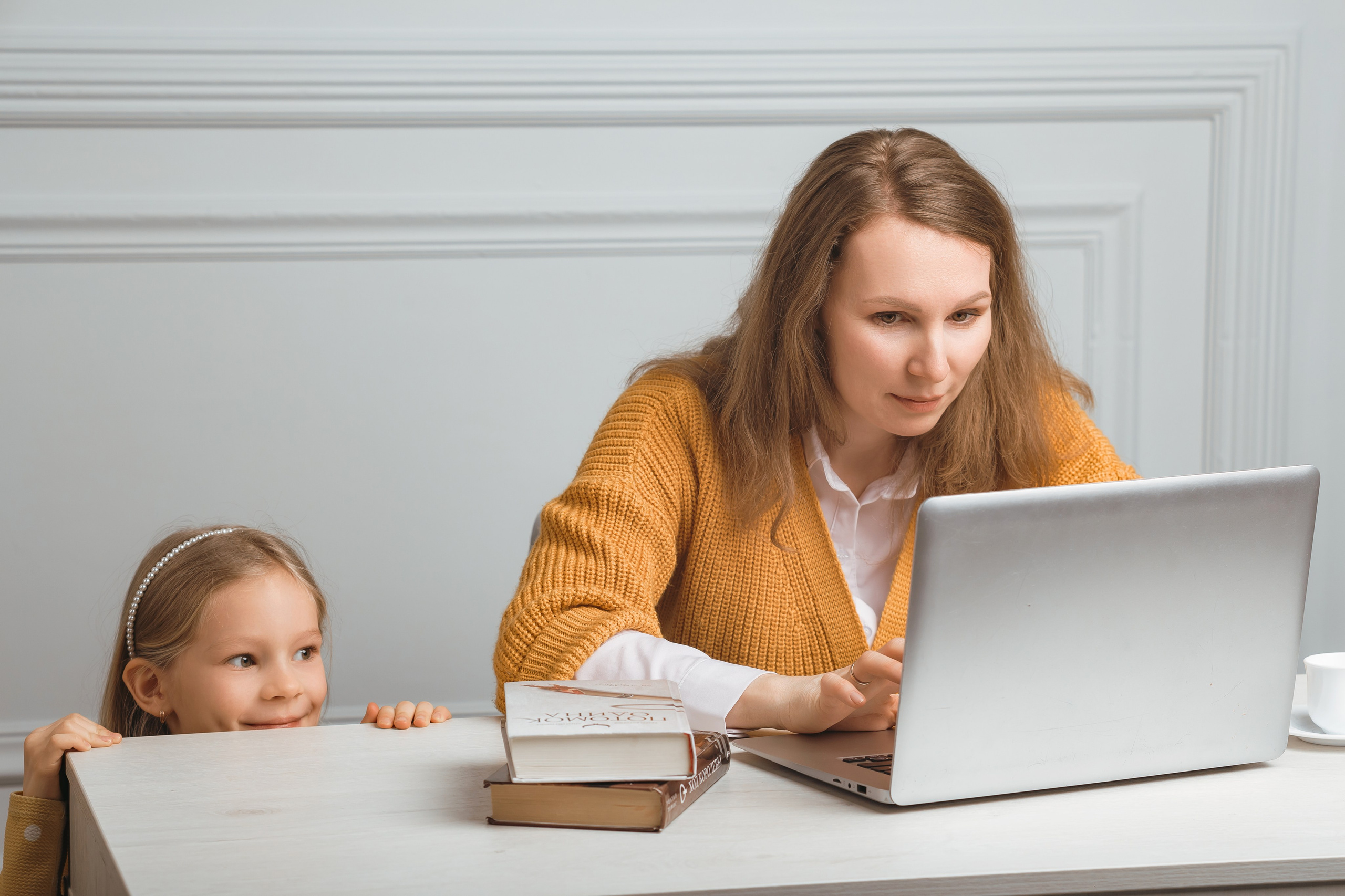 Мама и дочка. Главная