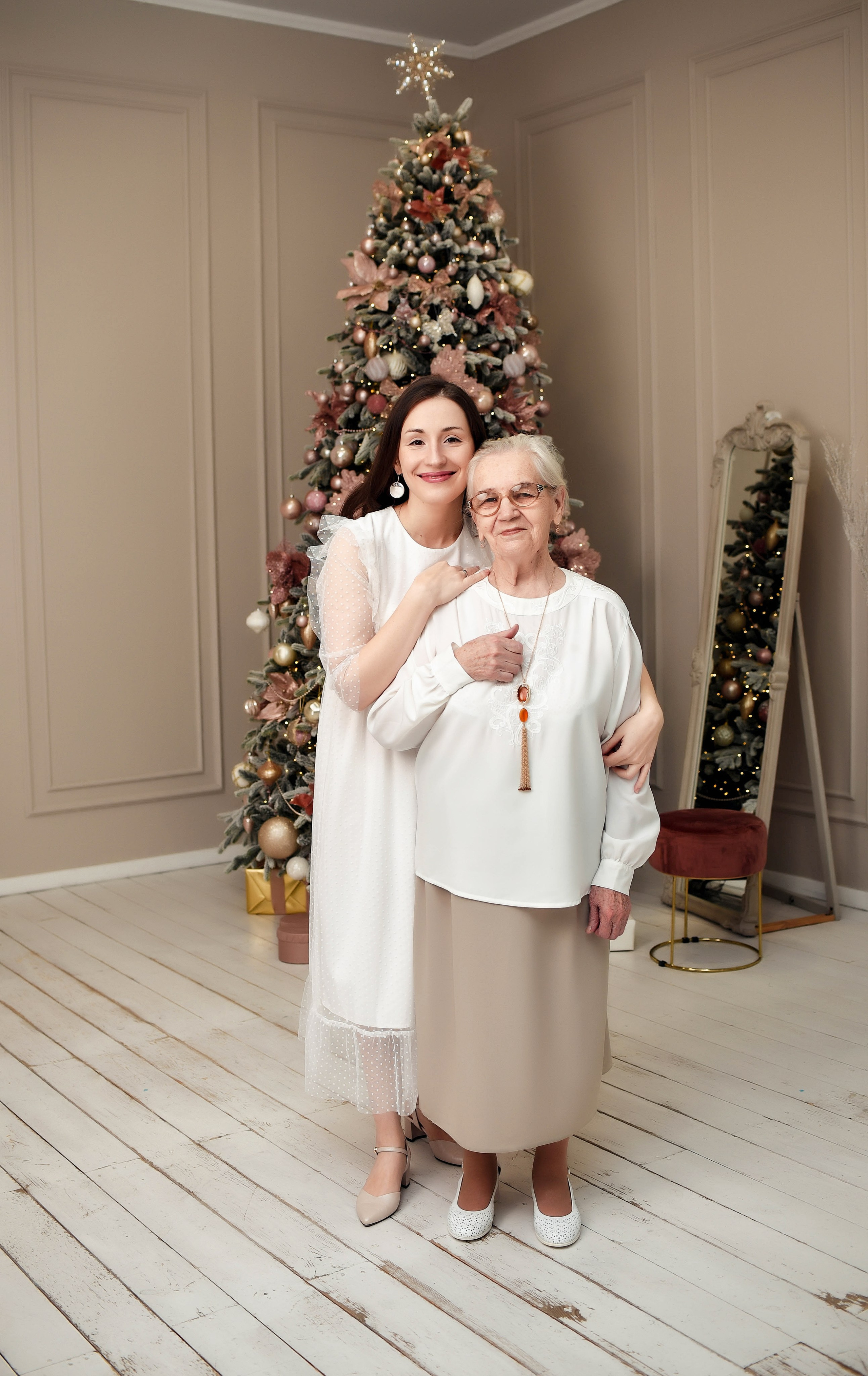 Новогодняя семейная. Свадебный, семейный, детский, контент фотограф в Омске Максим Ильин