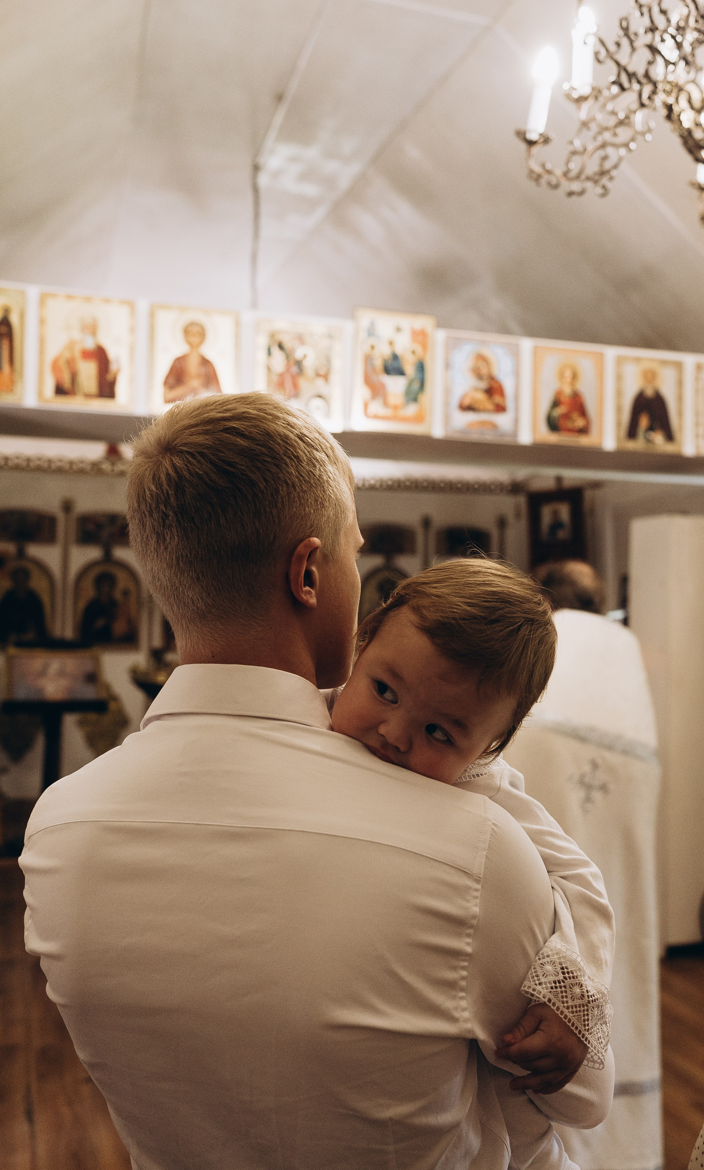 Крещение Михаила в Свято-Никольском храме. Семейный и домашний фотограф в Уфе Ирина Гарасюта