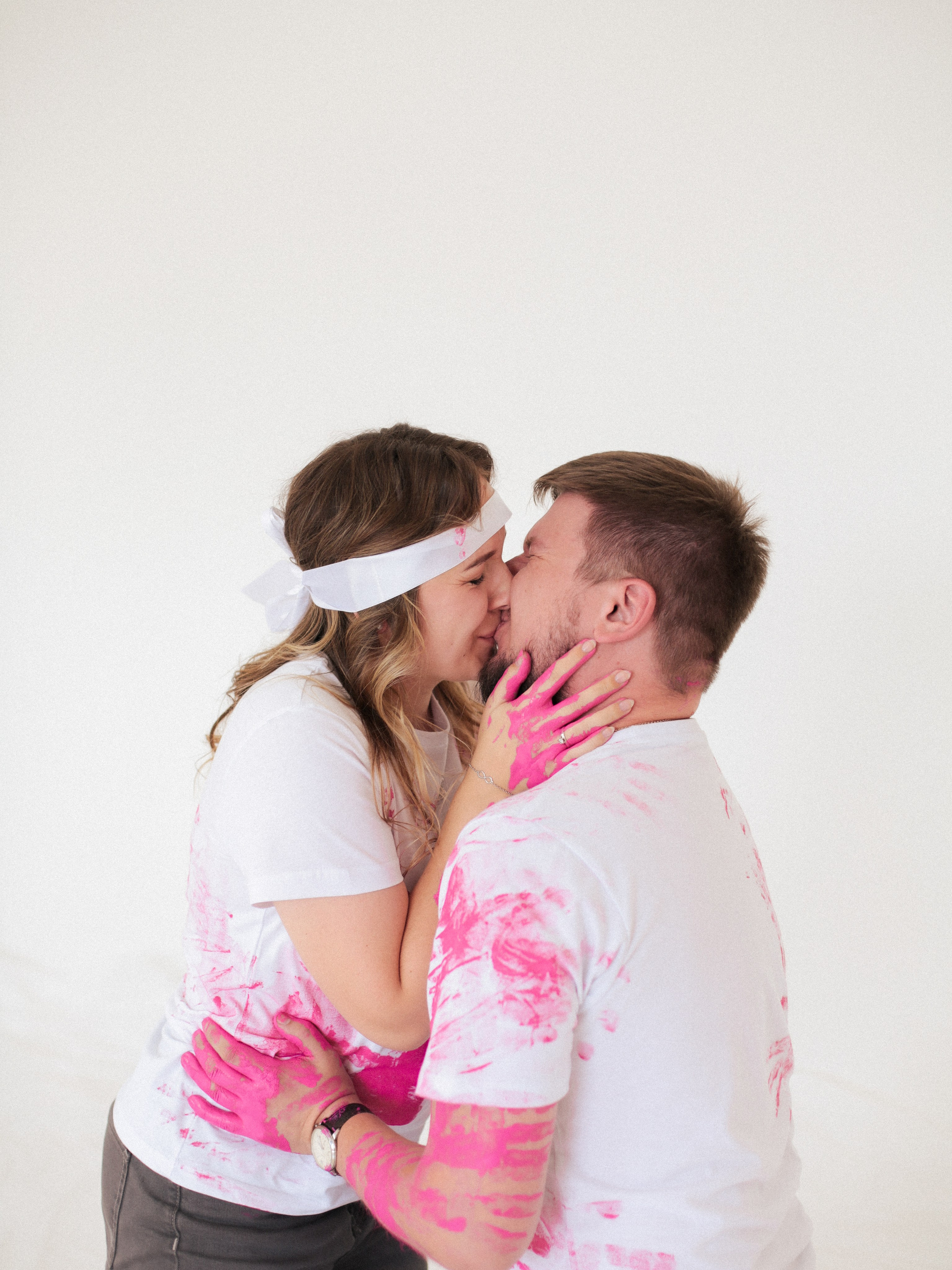 Гендер пати Вовы и Влады. Фотограф Julia Milton | Портреты, съемки для маркетплейсов, лавстори, съёмка беременности в Санкт-Петербурге. Обучение фотографии в Спб очно