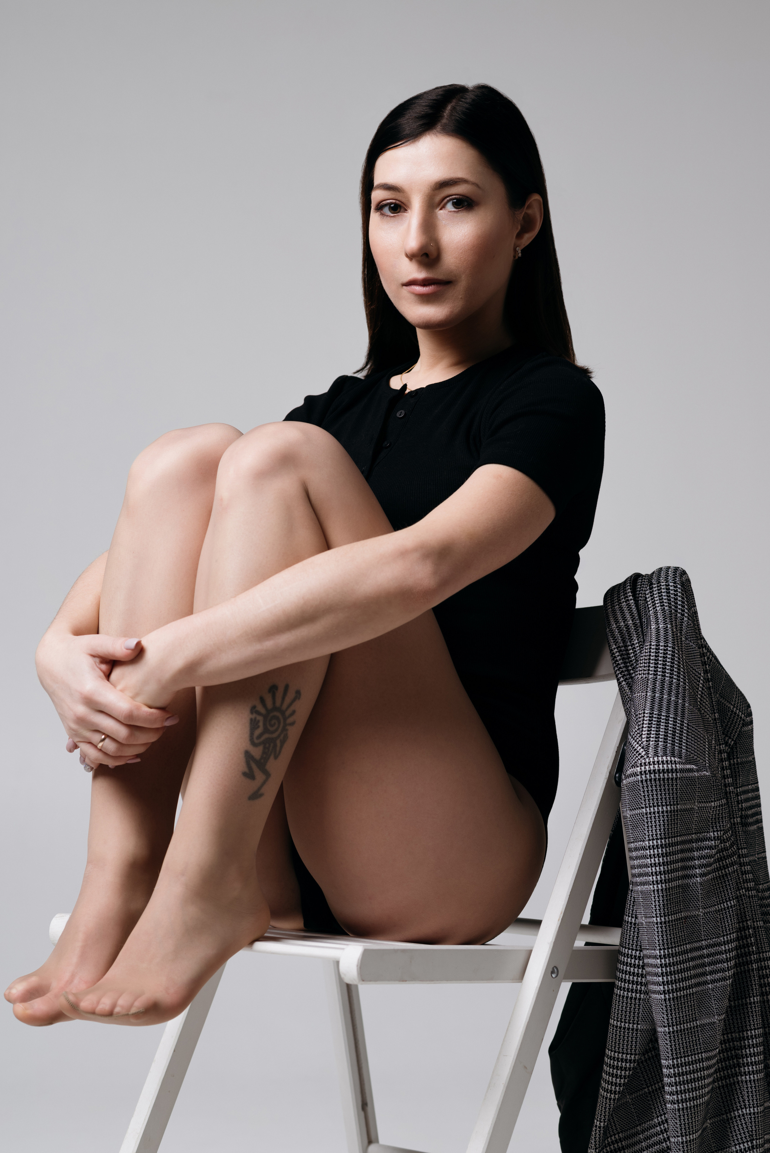 Анна. Z H U R A V L E V