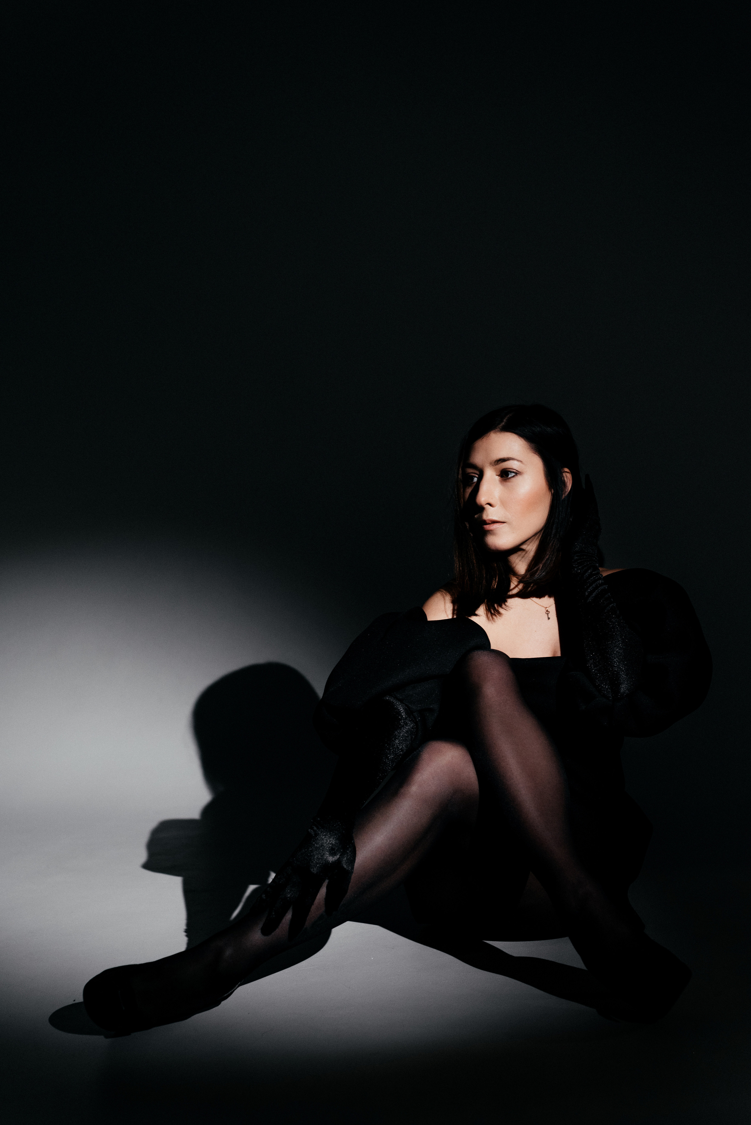 Анна. Z H U R A V L E V