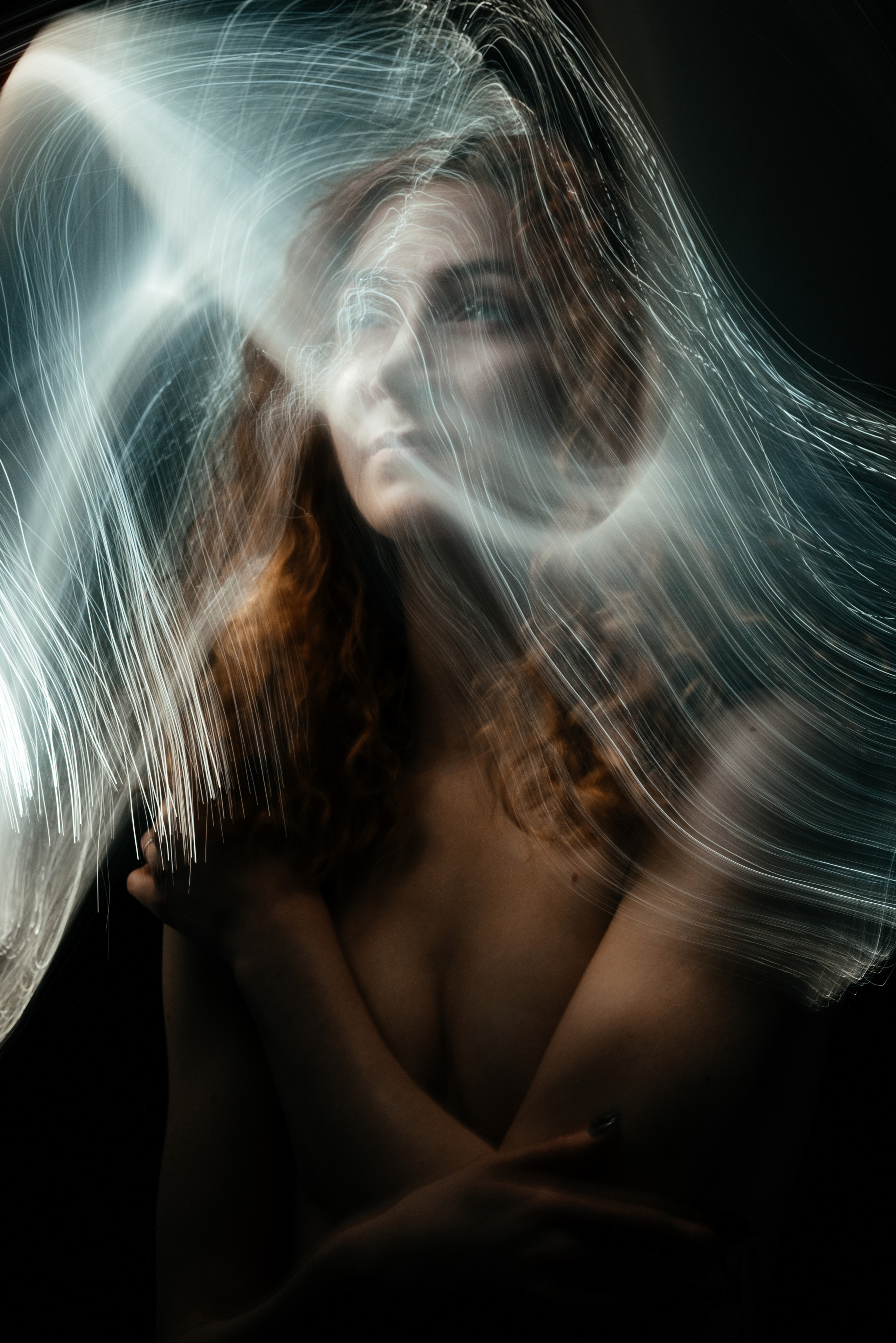 Игра света. Z H U R A V L E V