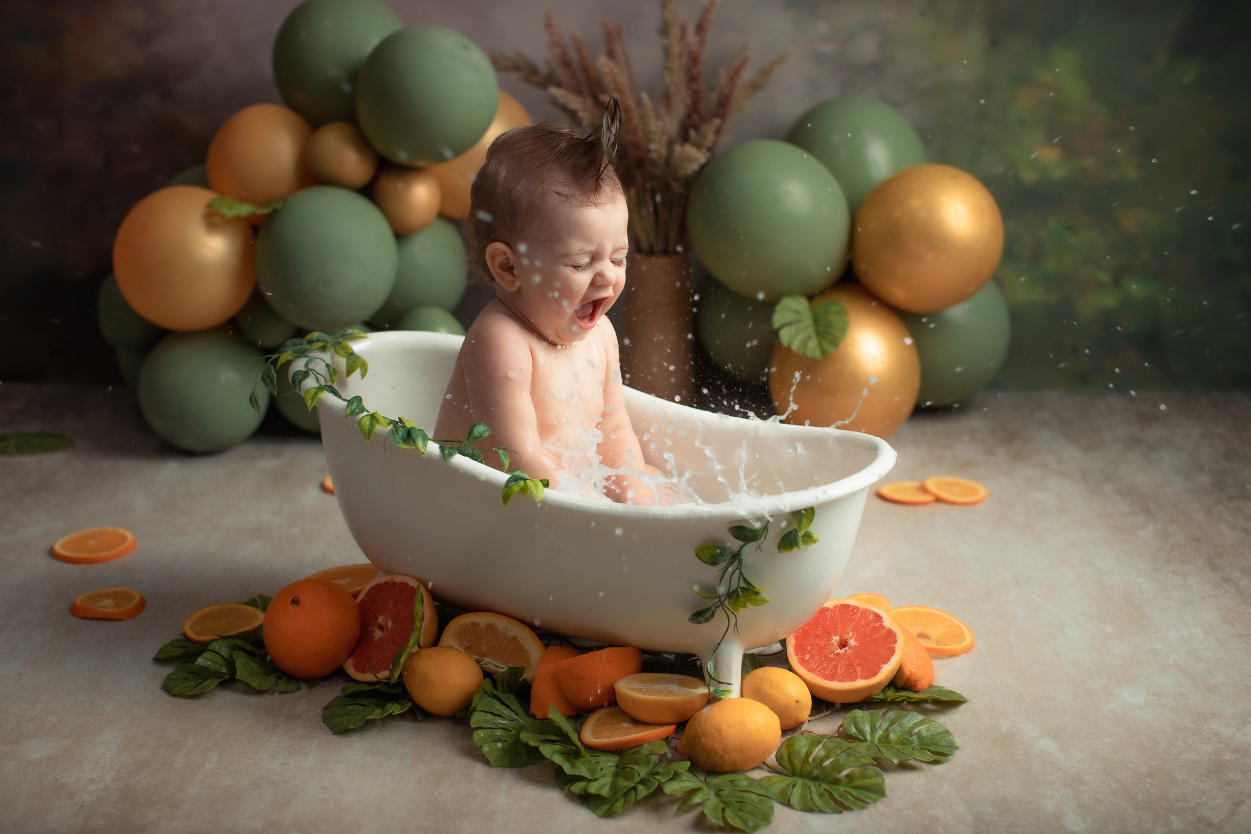 Молочные ванночки (доплата 1000 руб). Фотограф новорождённых и детей до года на КМВ