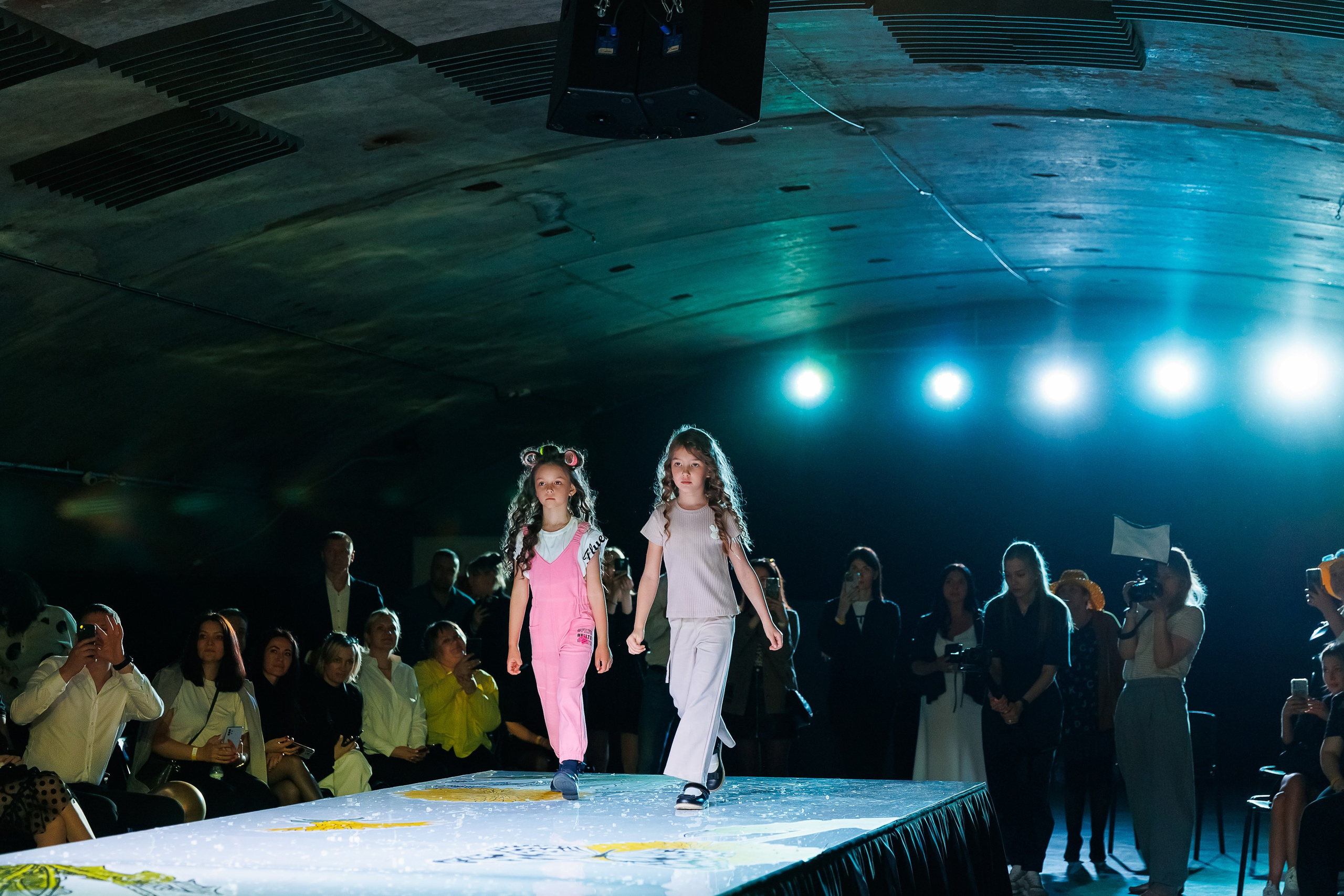 Показ Надежды Шибиной от журнала «Жираf». Фотограф Новосибирск — Наталья Гресь