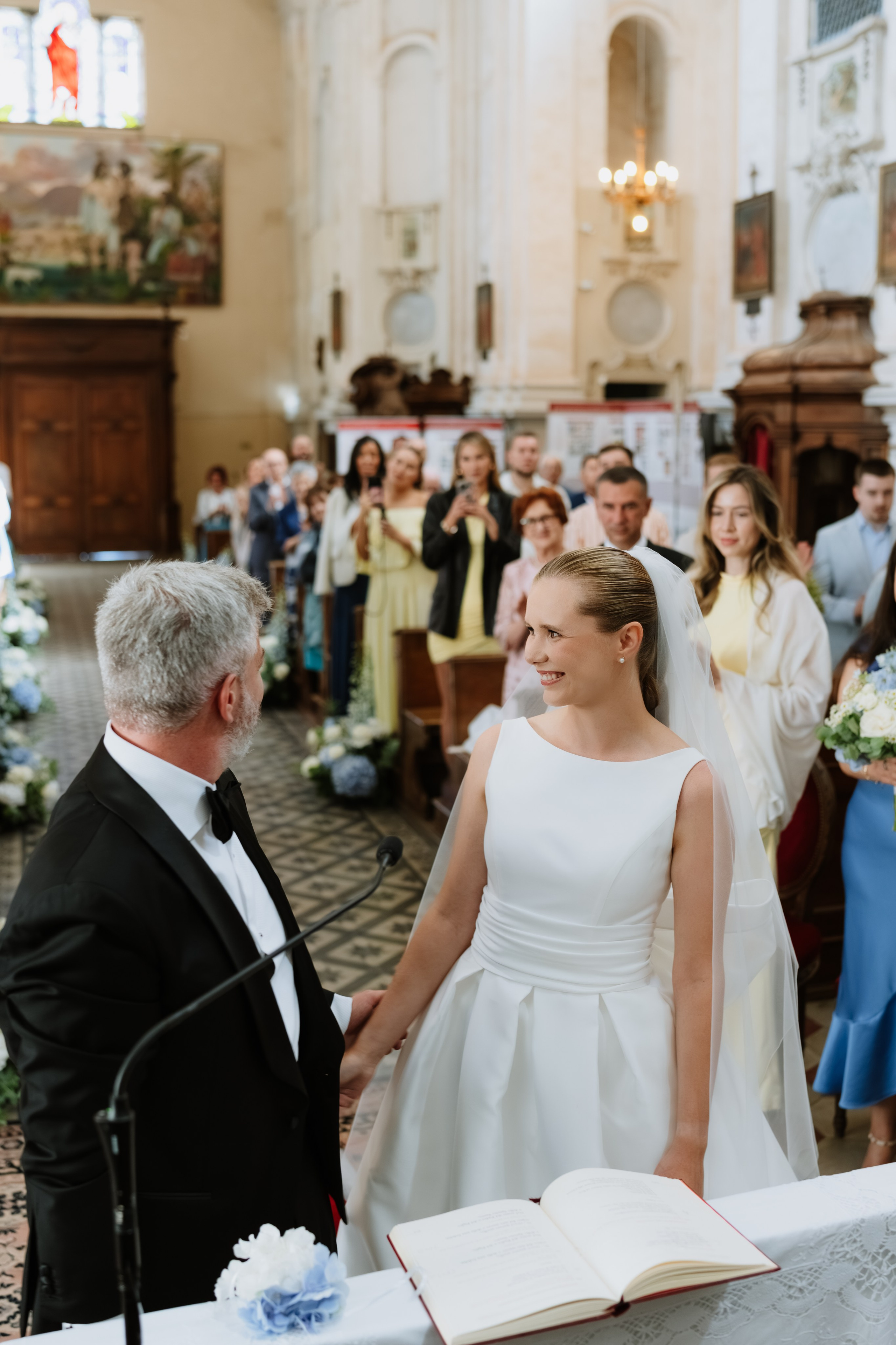 Vera & Lorenzo | Biella, Italy. Professional Wedding Photographer Geneva & Romande Switzerland | Tanya Creator