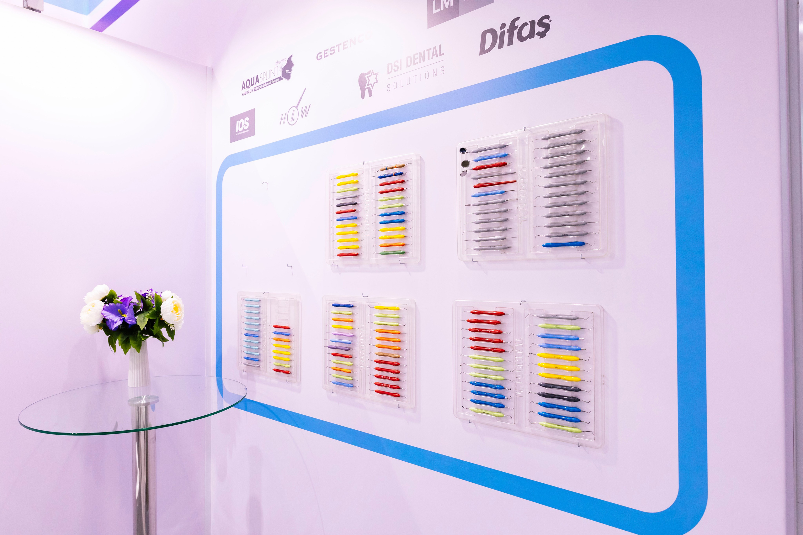 Стоматологическая выставка Dental Salon 2026. Профессиональный фотограф в Москве | Заказать фотосессию и съемку