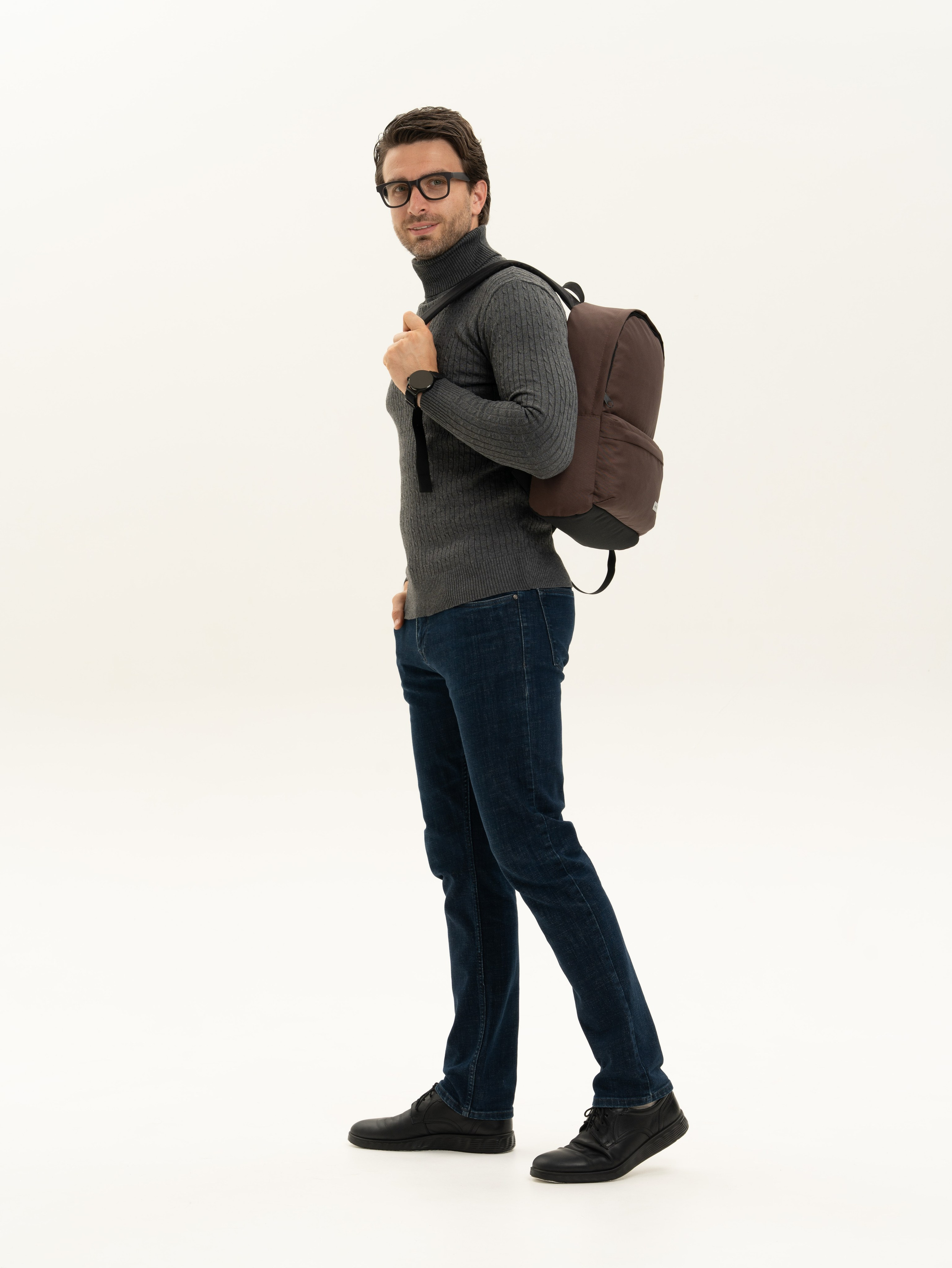 Модели. Индивидуальные, предметные и сборные съемки в Санкт-Петербурге Okhman.studio