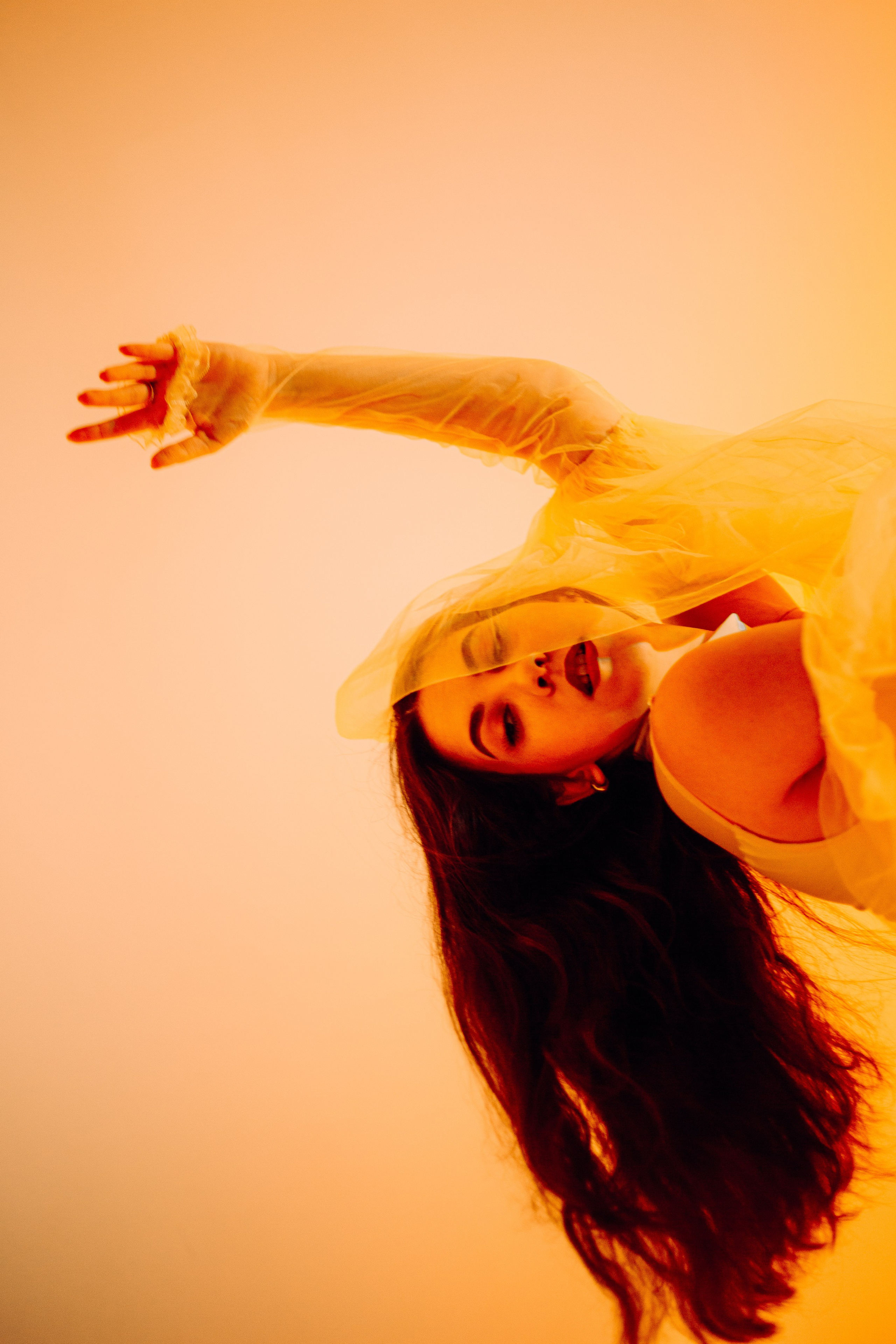 Магия танца: Солнце и Вода. Арт-фотограф Крис Л. в Тобольске: портрет, семейные, свадьбы