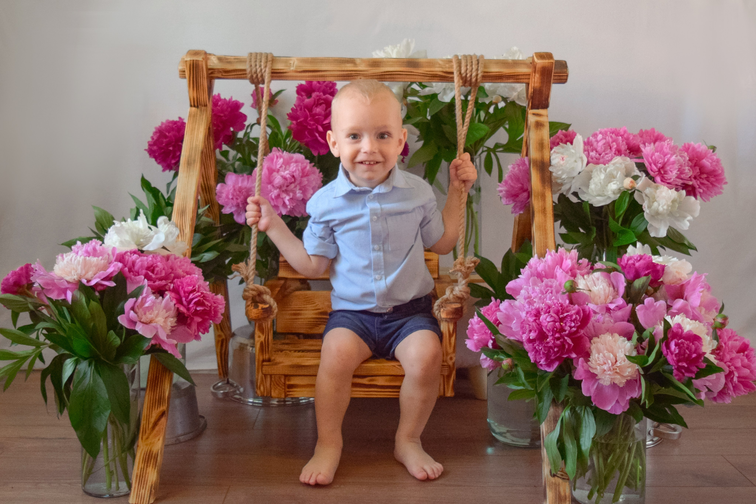 Полина и Даня пионы. Семейный и детский фотограф в Михайловке Татьяна Лестьева