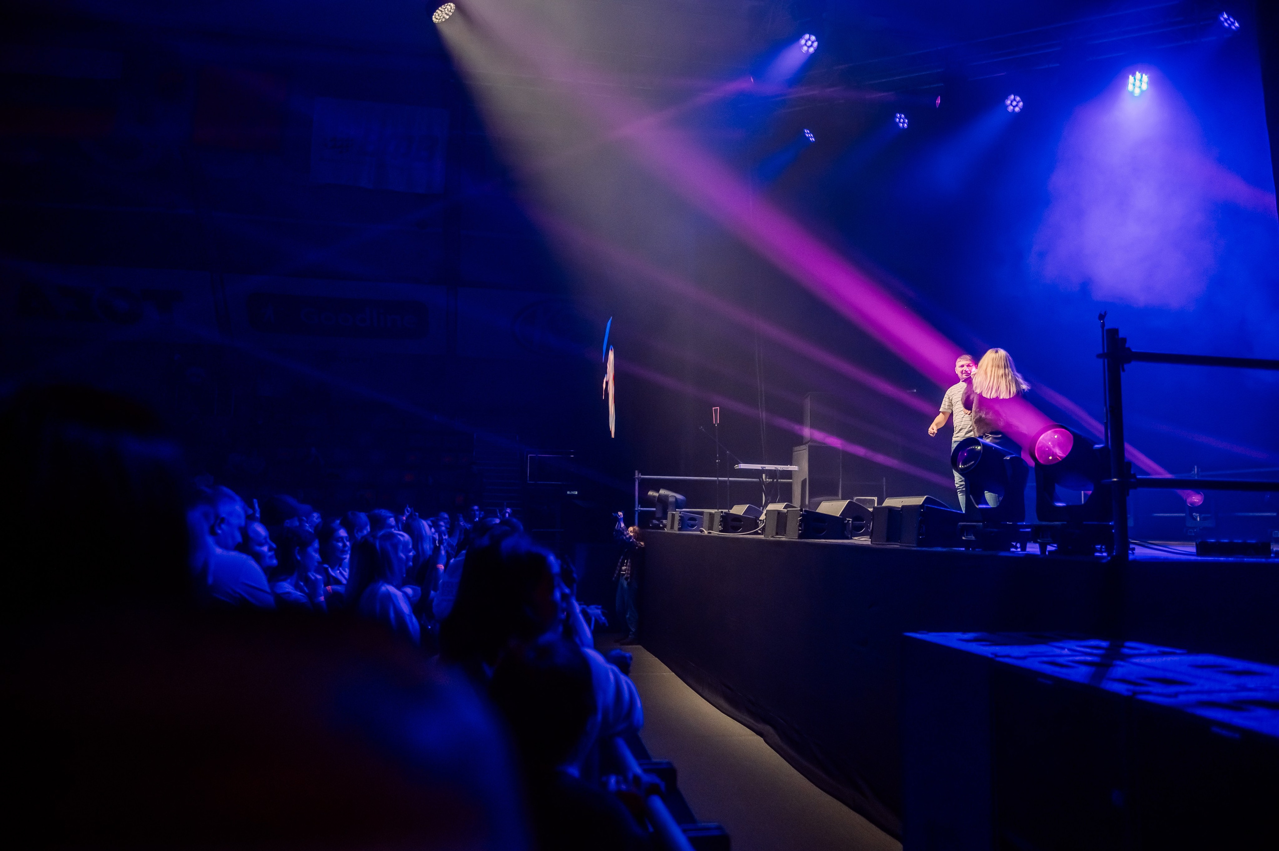 Дискач 90-х в Кемерово, СРК Арена. Детский фотограф, семейный фотограф и репортажи в Кемерово