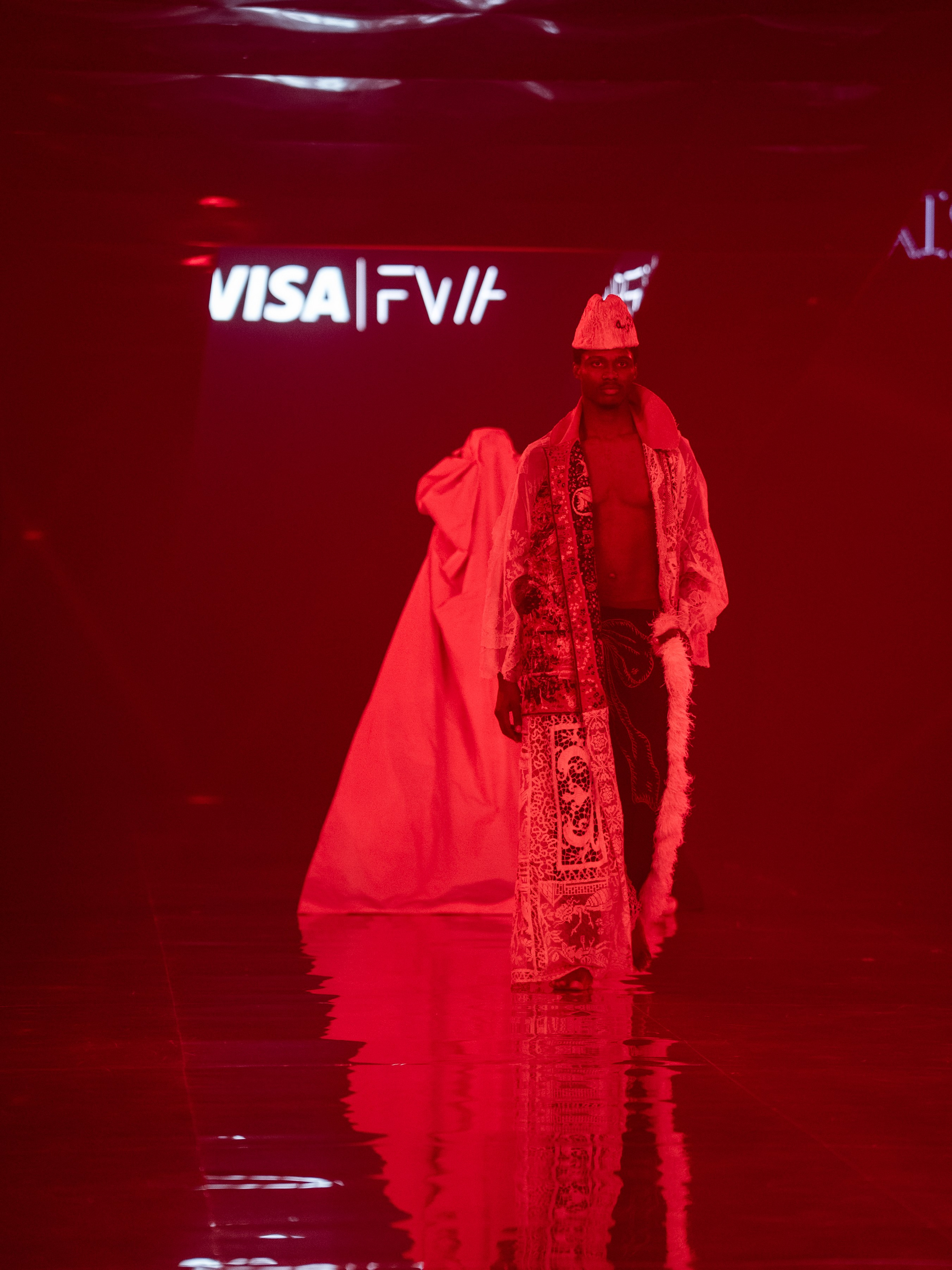 Visa Fashion week Maison Artc. Сайт Алматинского НЮ АРТ, будуар и фэшн фотографа Дениса Карпенко