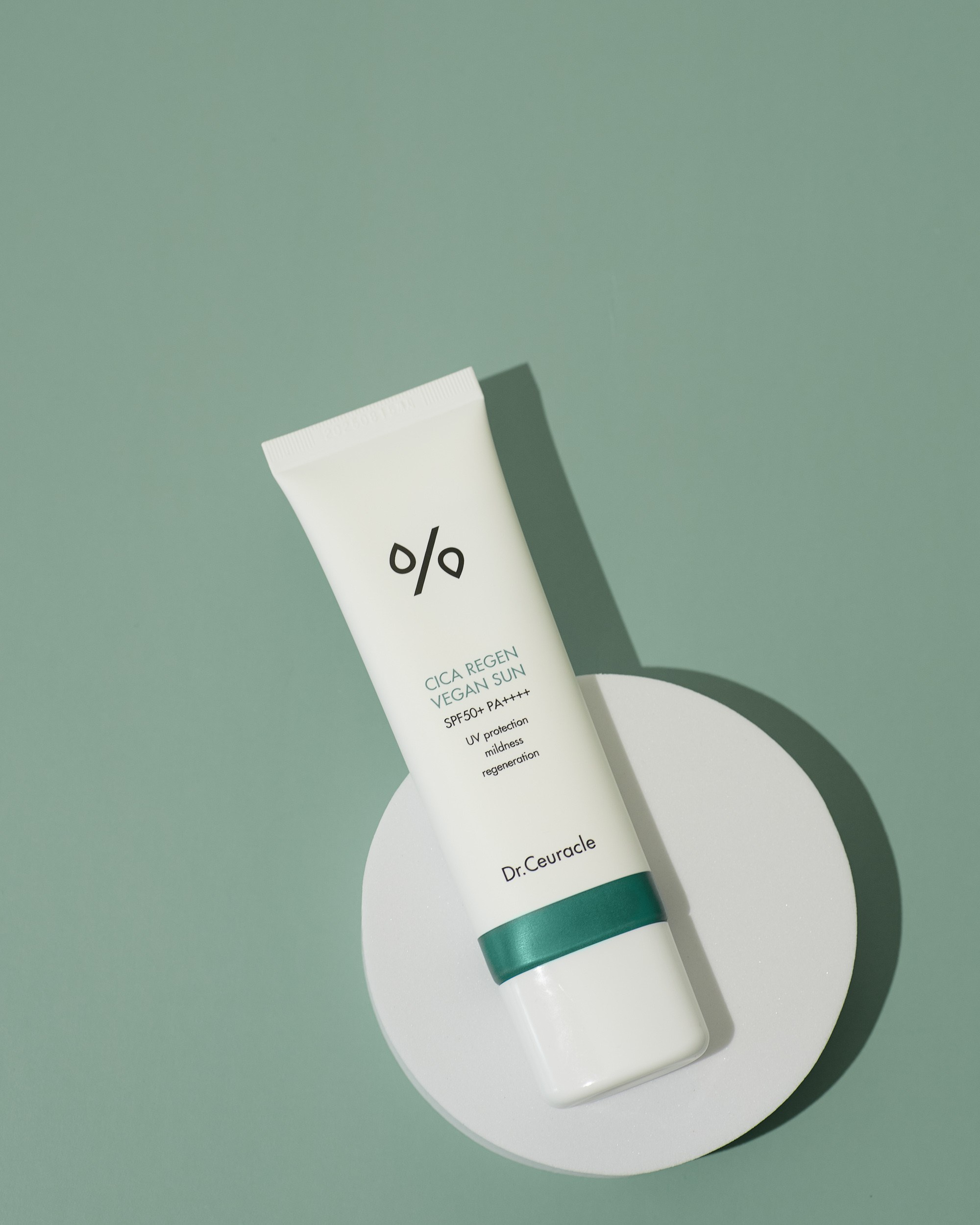 Косметика. Предметный фотограф, инфографика и видео в Санкт-Петербурге