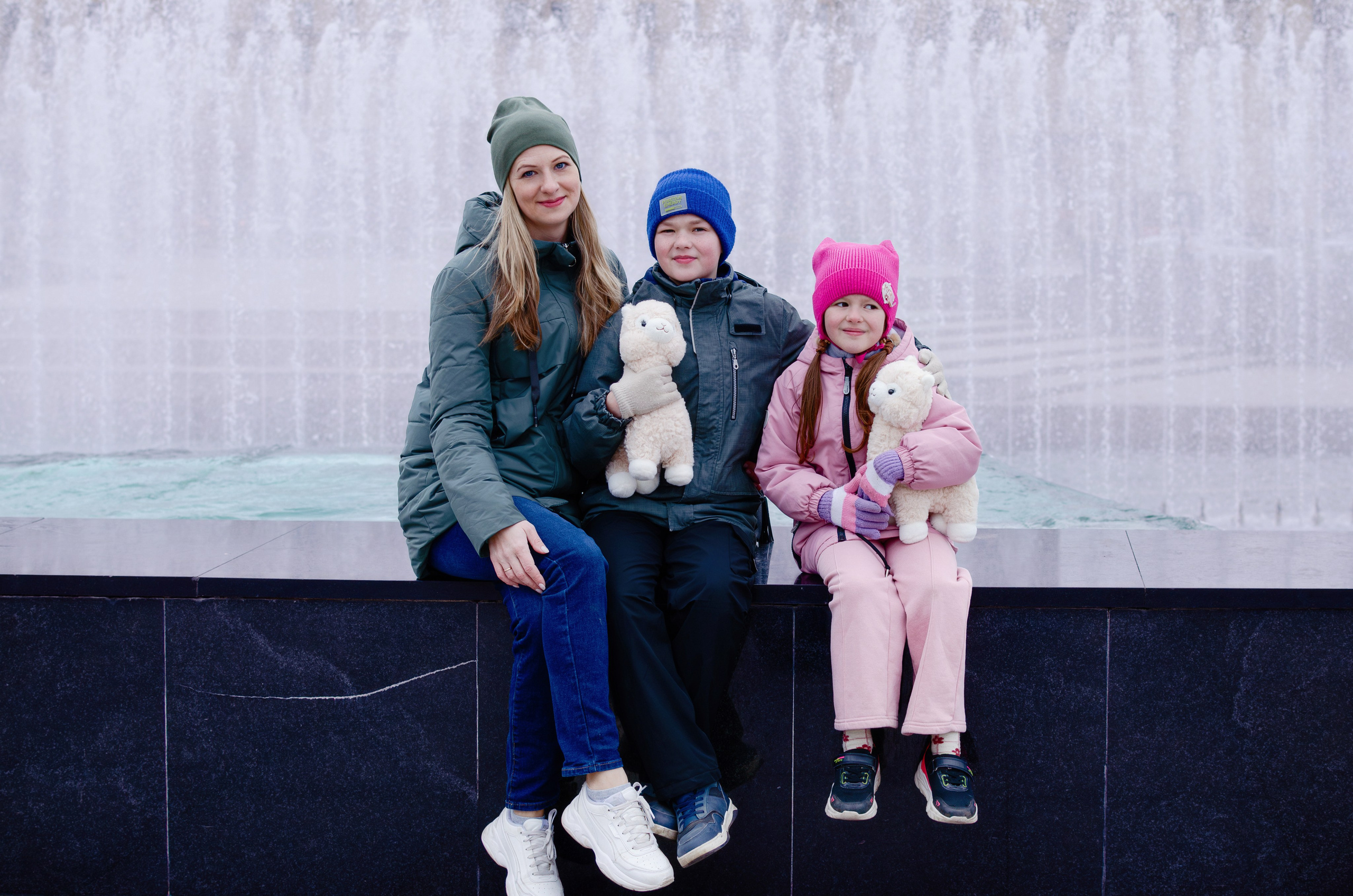 Прогулочная фотосессия для Н. с ребятишками. Портретный и репортажный фотограф в Санкт-Петербурге Варвара Жукова