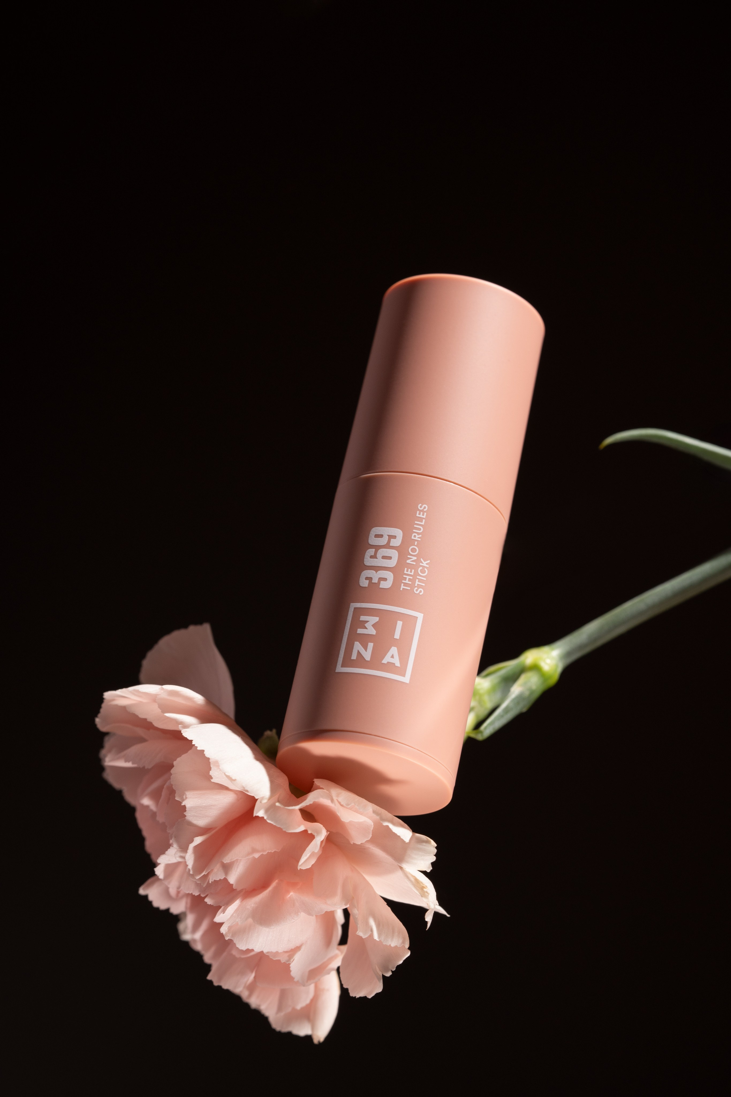 ZINA. Сет дизайнер предметный фотограф в Москве Анна Андреева