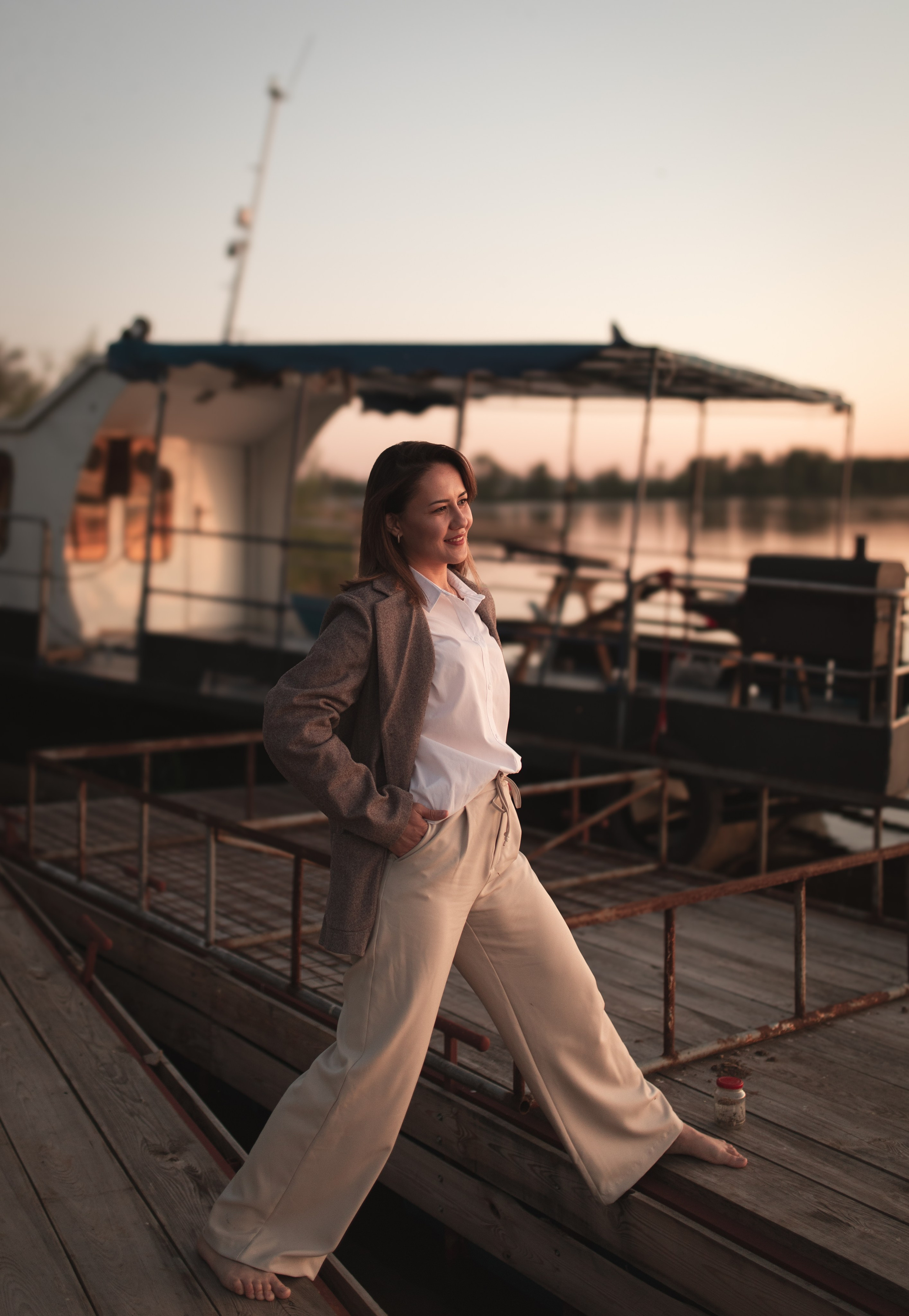 Тайны старого катера…. Фотограф Юлия Хакимова / Казань/ Чистополь