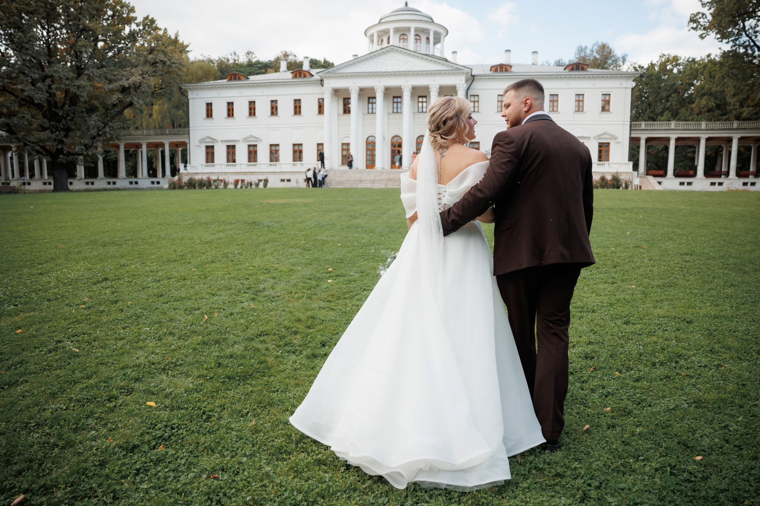 Регистрация и прогулка в Остафьево. Свадебный и репортажный фотограф (Москва, Королев и другие)