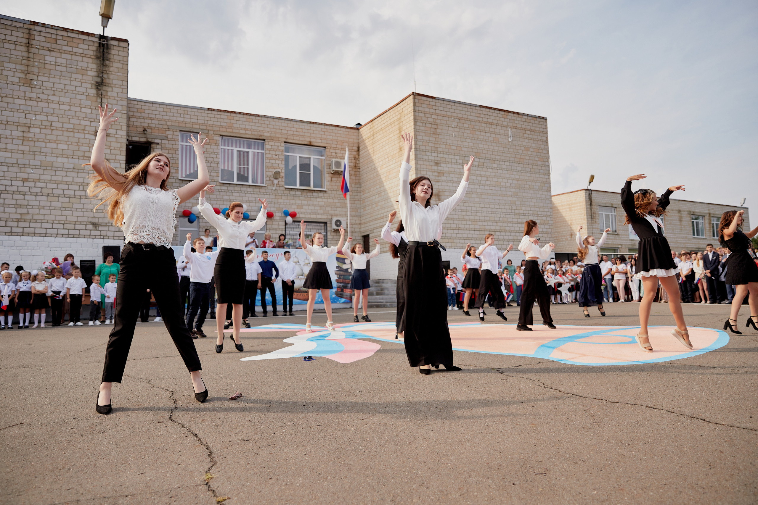 Линейка 1 сентября. Фотосессии в Ростове-на-Дону. Мария Роскошная