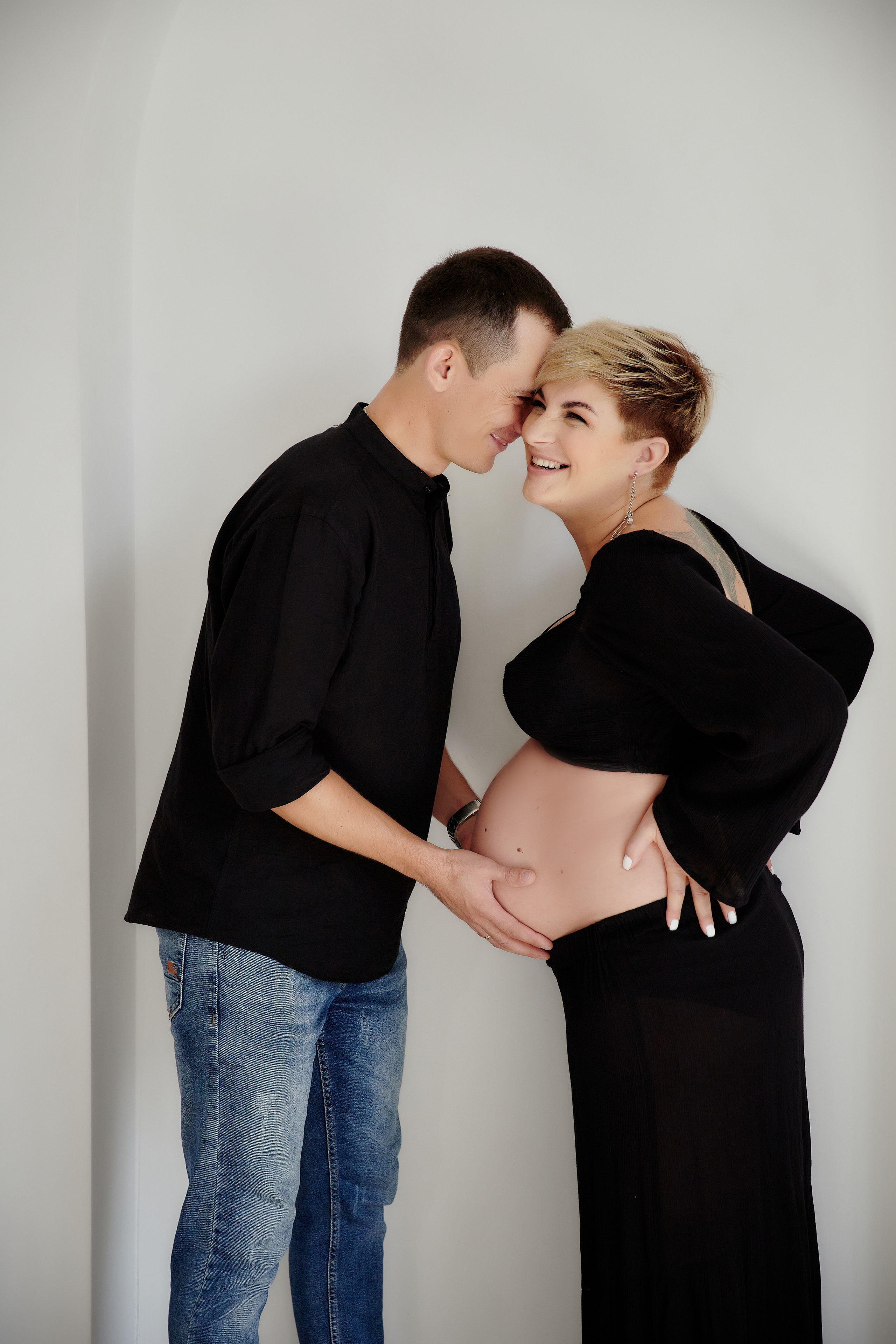 Фотосъемка беременности в студии Ростова. Фотосессии в Ростове-на-Дону. Мария Роскошная