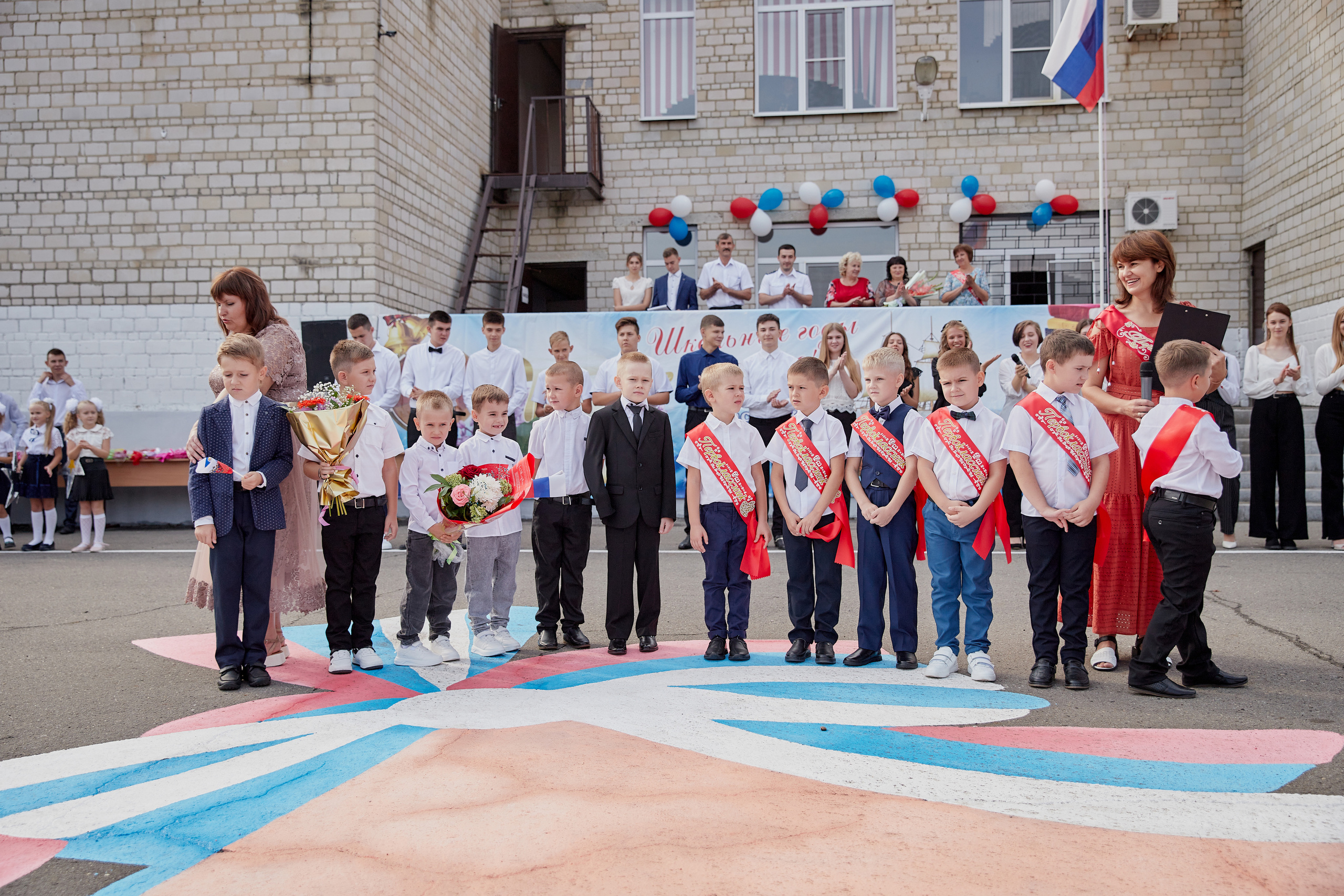 Линейка 1 сентября. Фотосессии в Ростове-на-Дону. Мария Роскошная